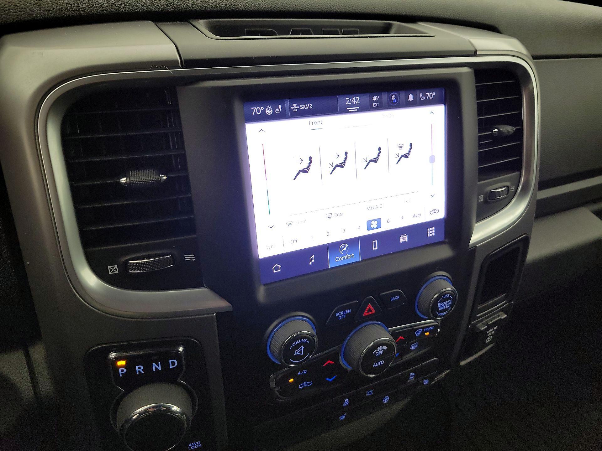 Thumbnail: 2022 RAM 1500 Classic - 16