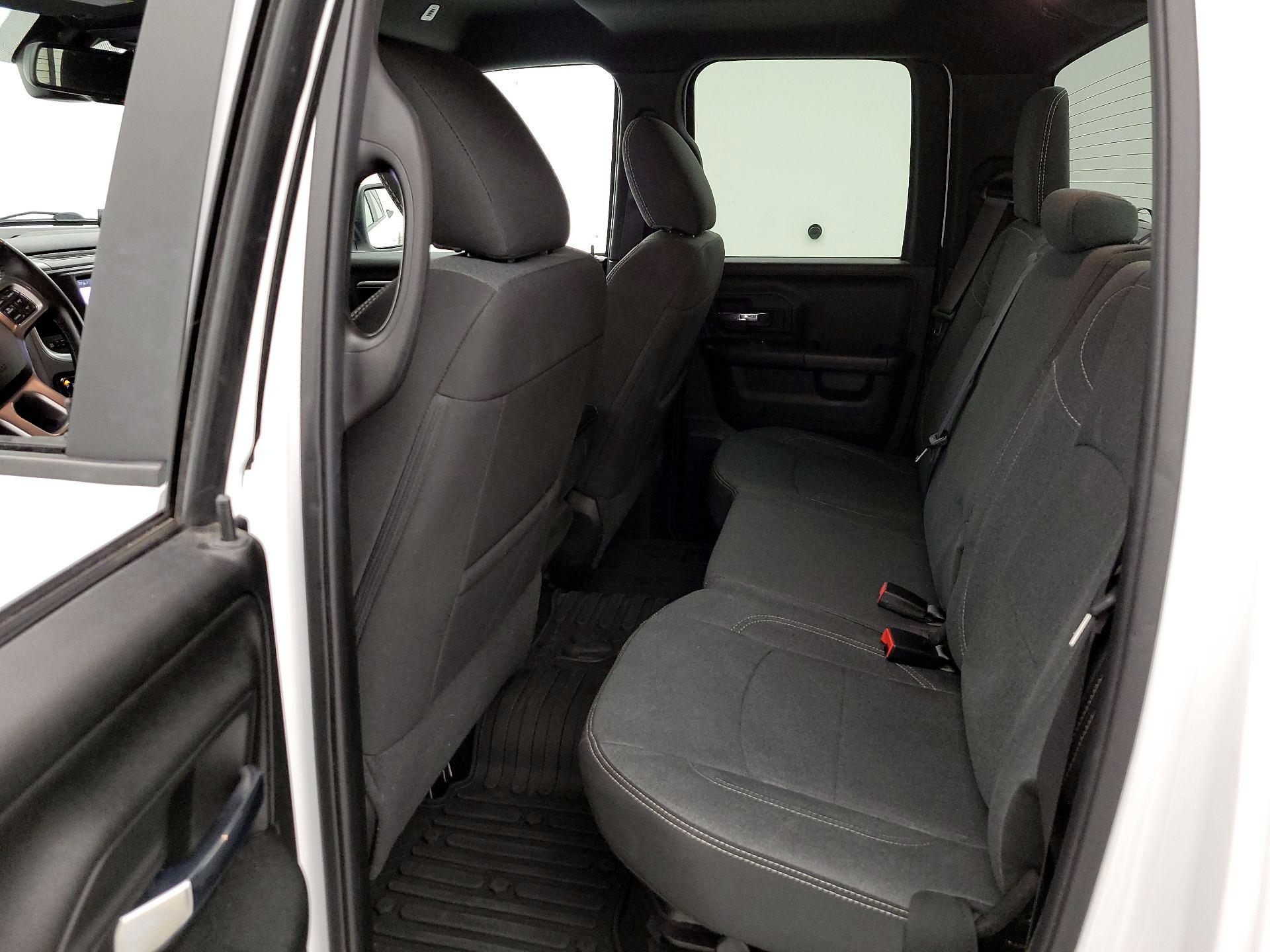 Thumbnail: 2022 RAM 1500 Classic - 19