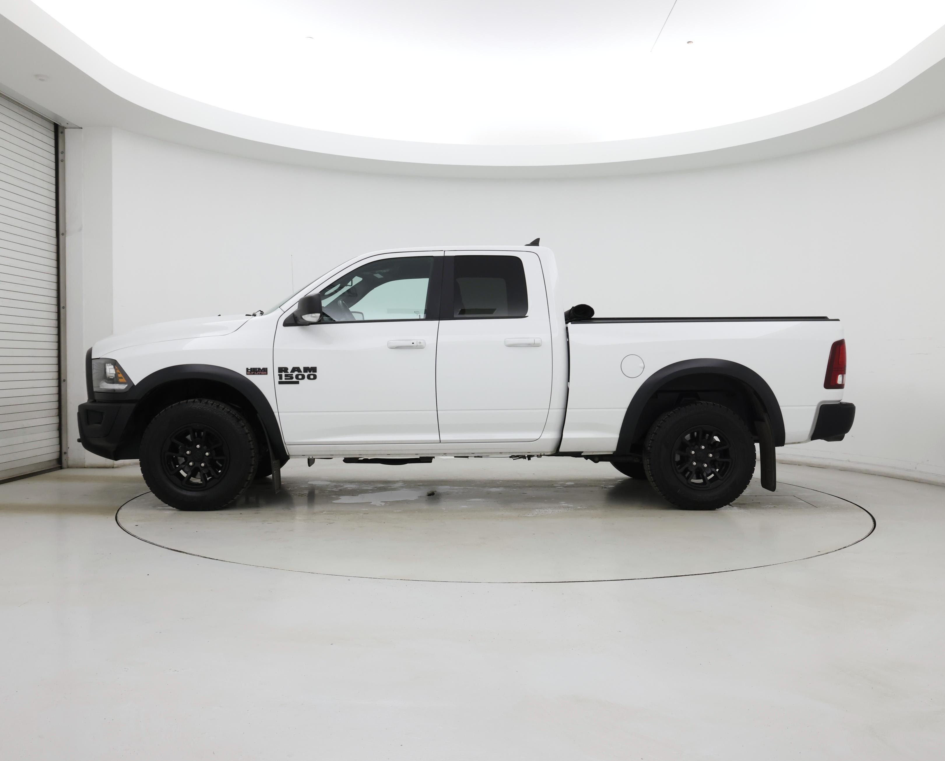 Thumbnail: 2022 RAM 1500 Classic - 3