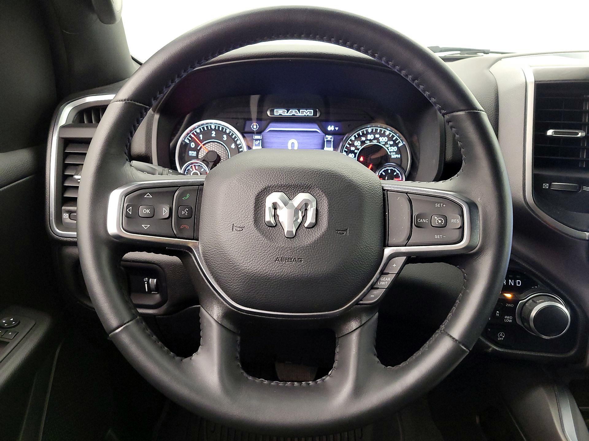 Thumbnail: 2024 RAM 1500 - 10