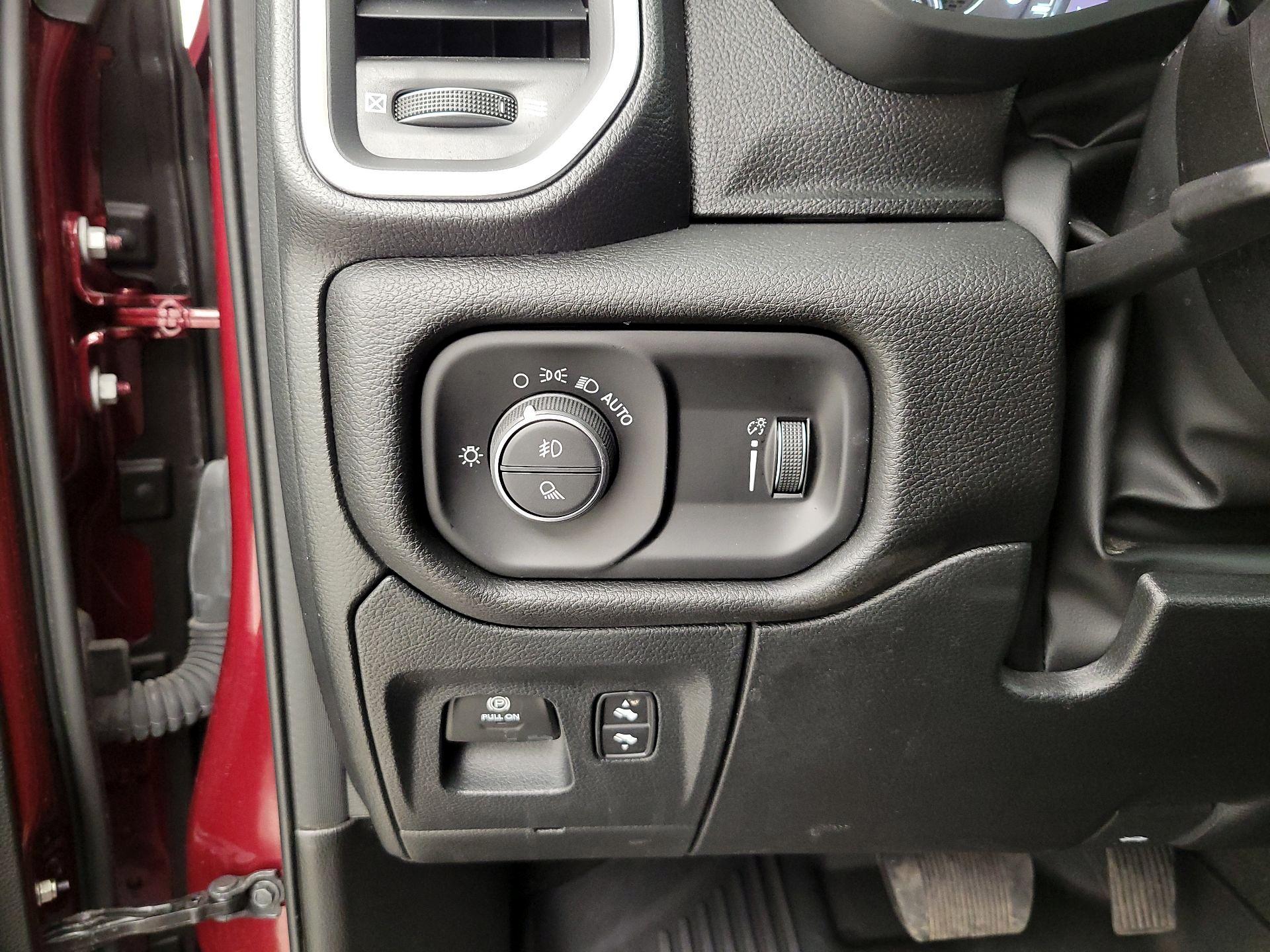 Thumbnail: 2024 RAM 1500 - 13