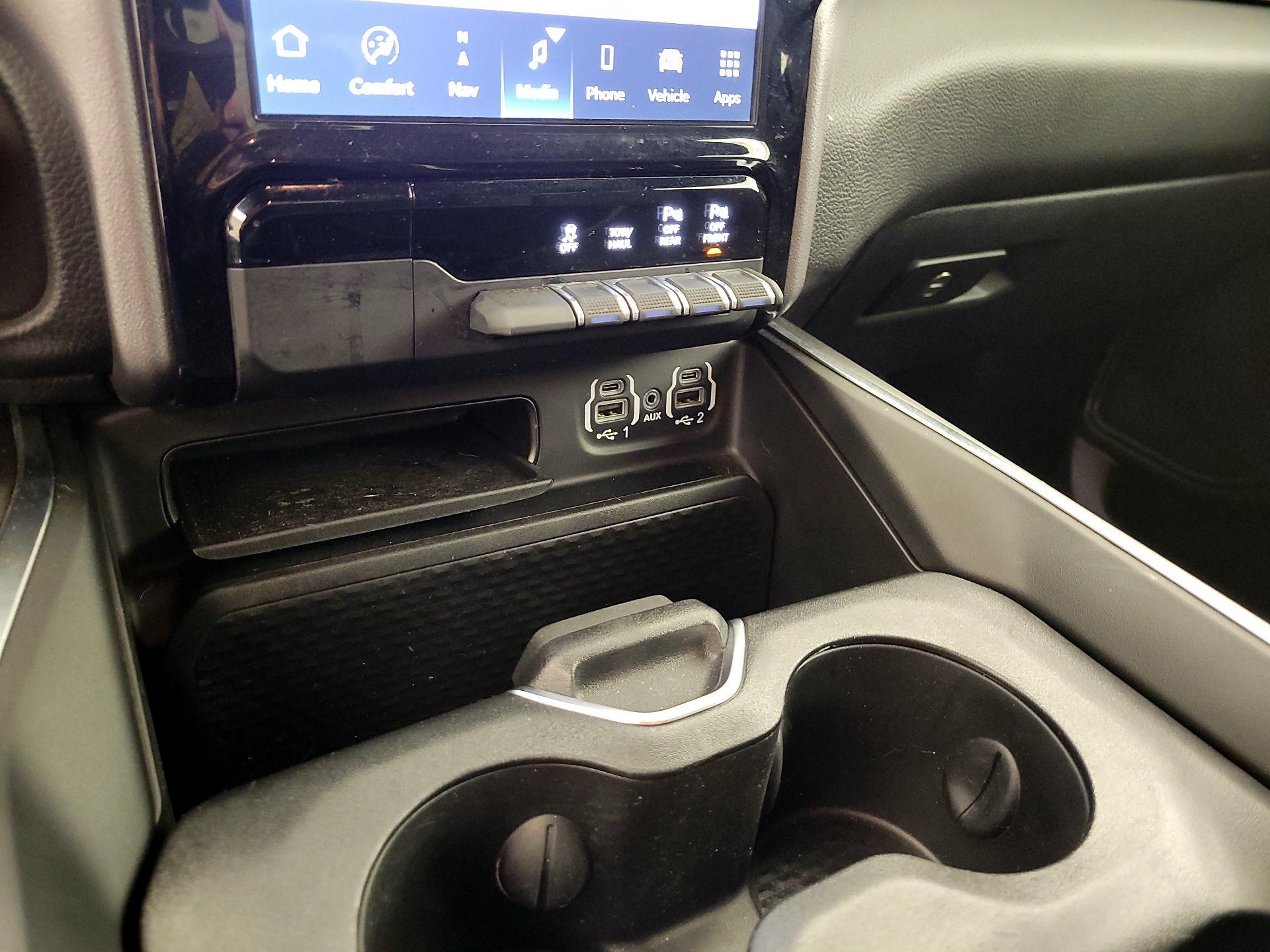 Thumbnail: 2024 RAM 1500 - 19