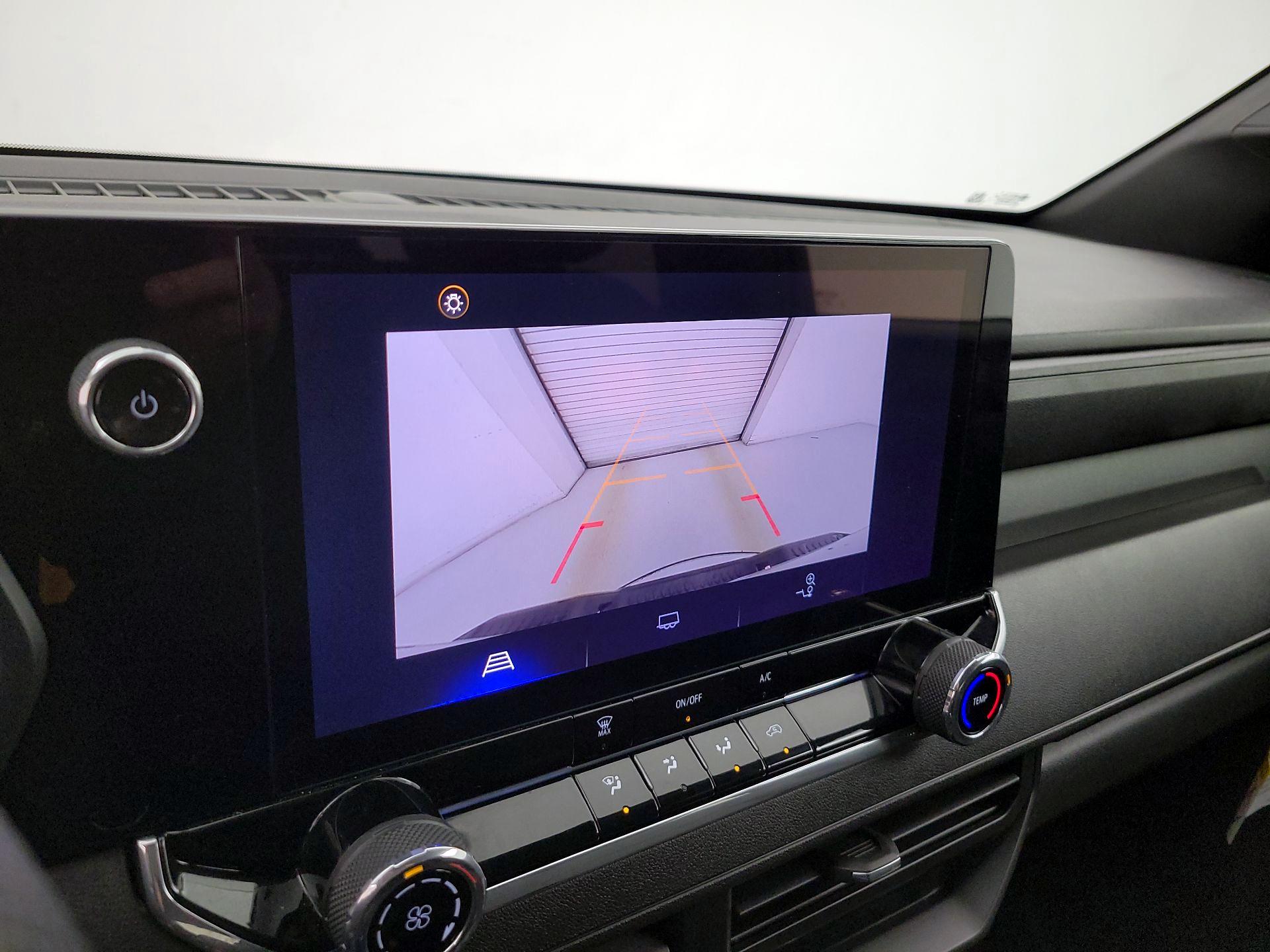 Thumbnail: 2024 Chevrolet Colorado - 15