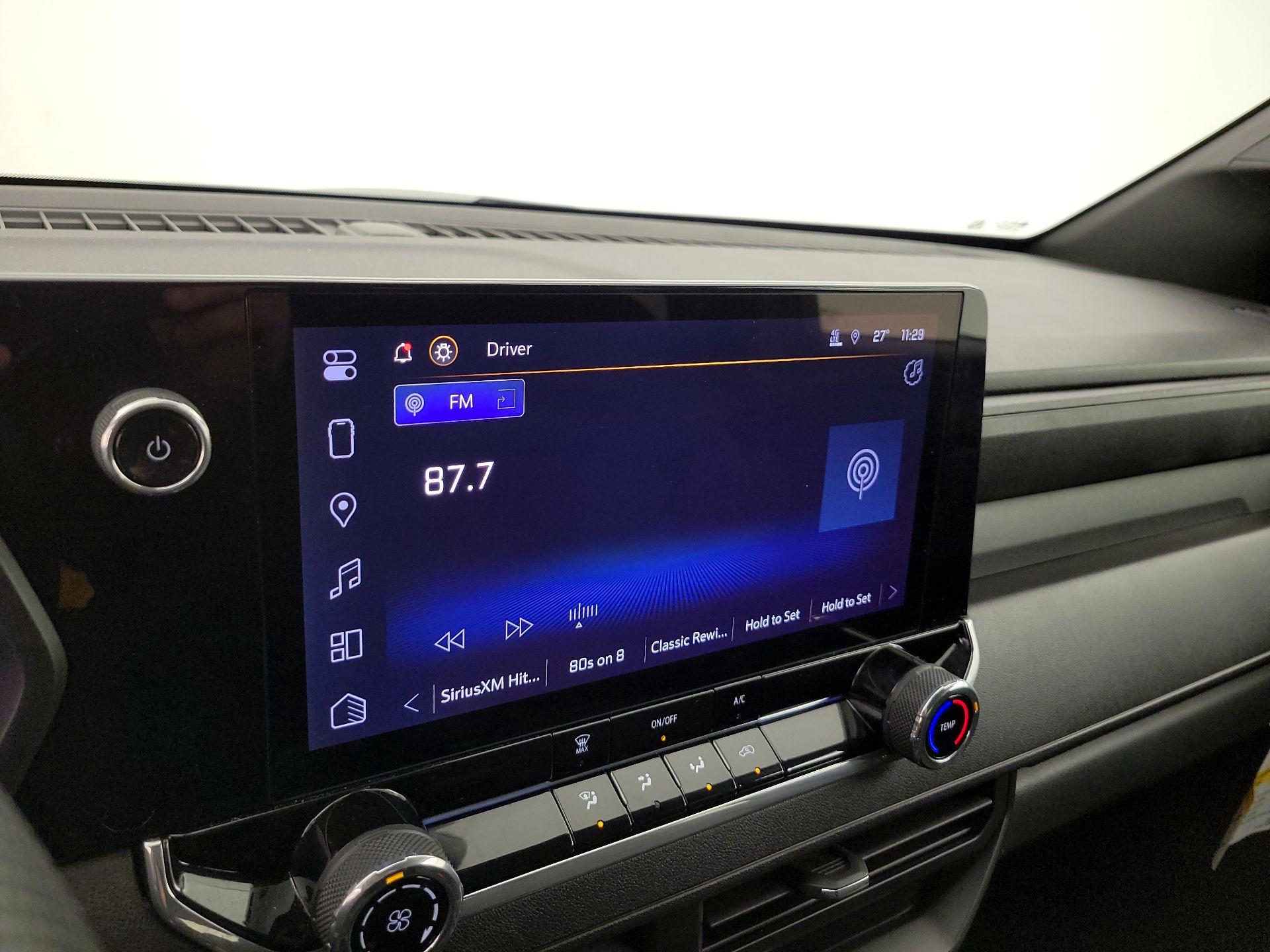 Thumbnail: 2024 Chevrolet Colorado - 16