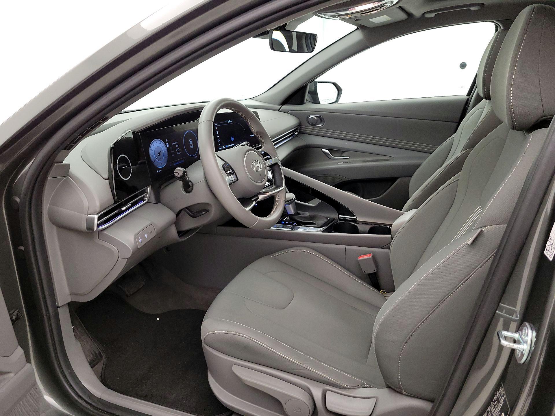 Thumbnail: 2025 Hyundai Elantra - 11