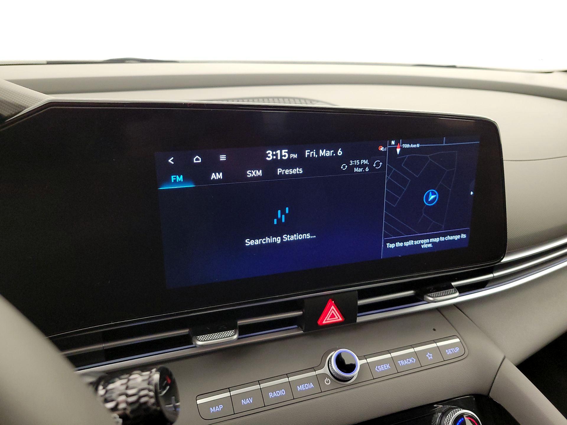 Thumbnail: 2025 Hyundai Elantra - 16