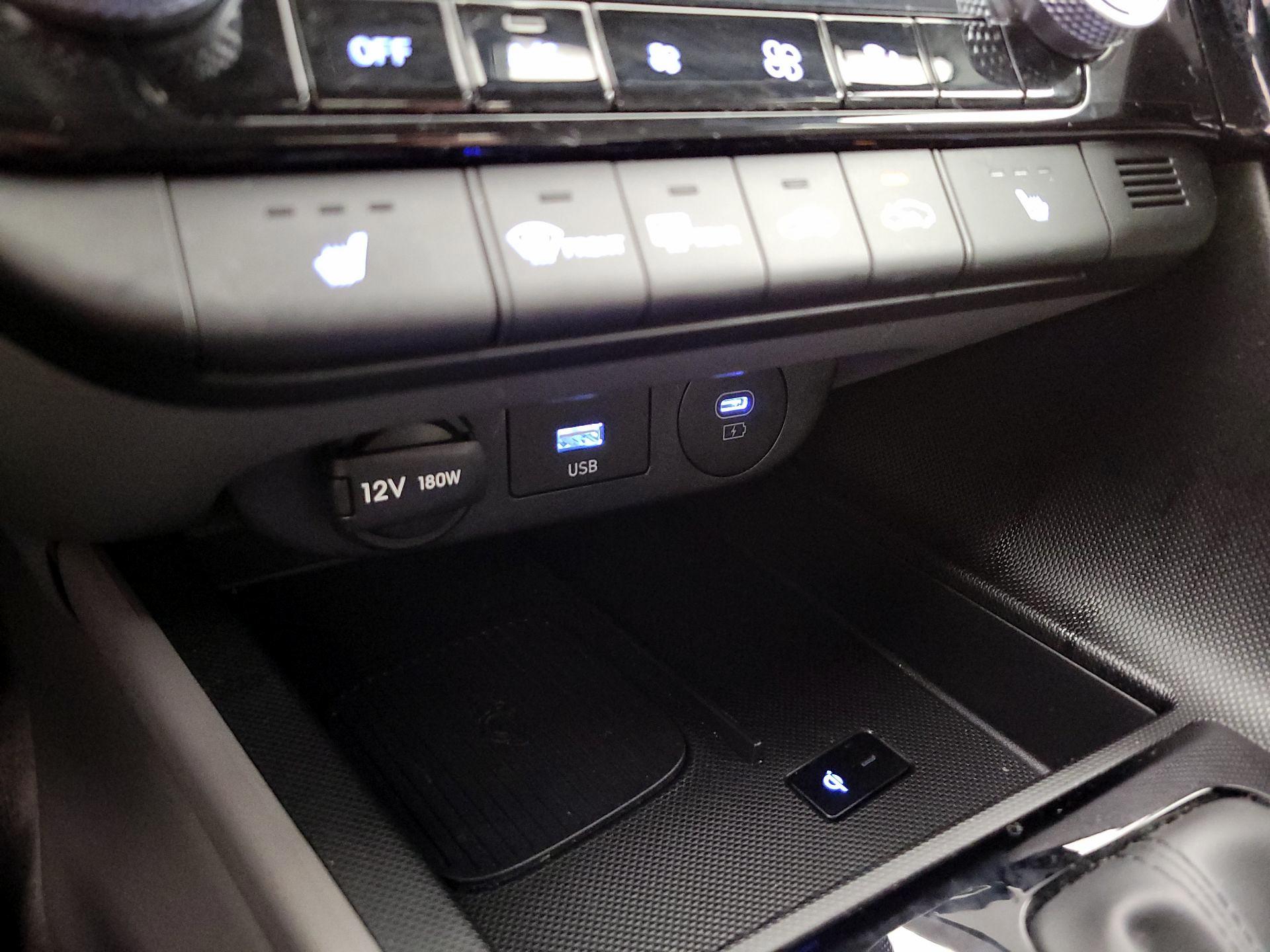 Thumbnail: 2025 Hyundai Elantra - 19