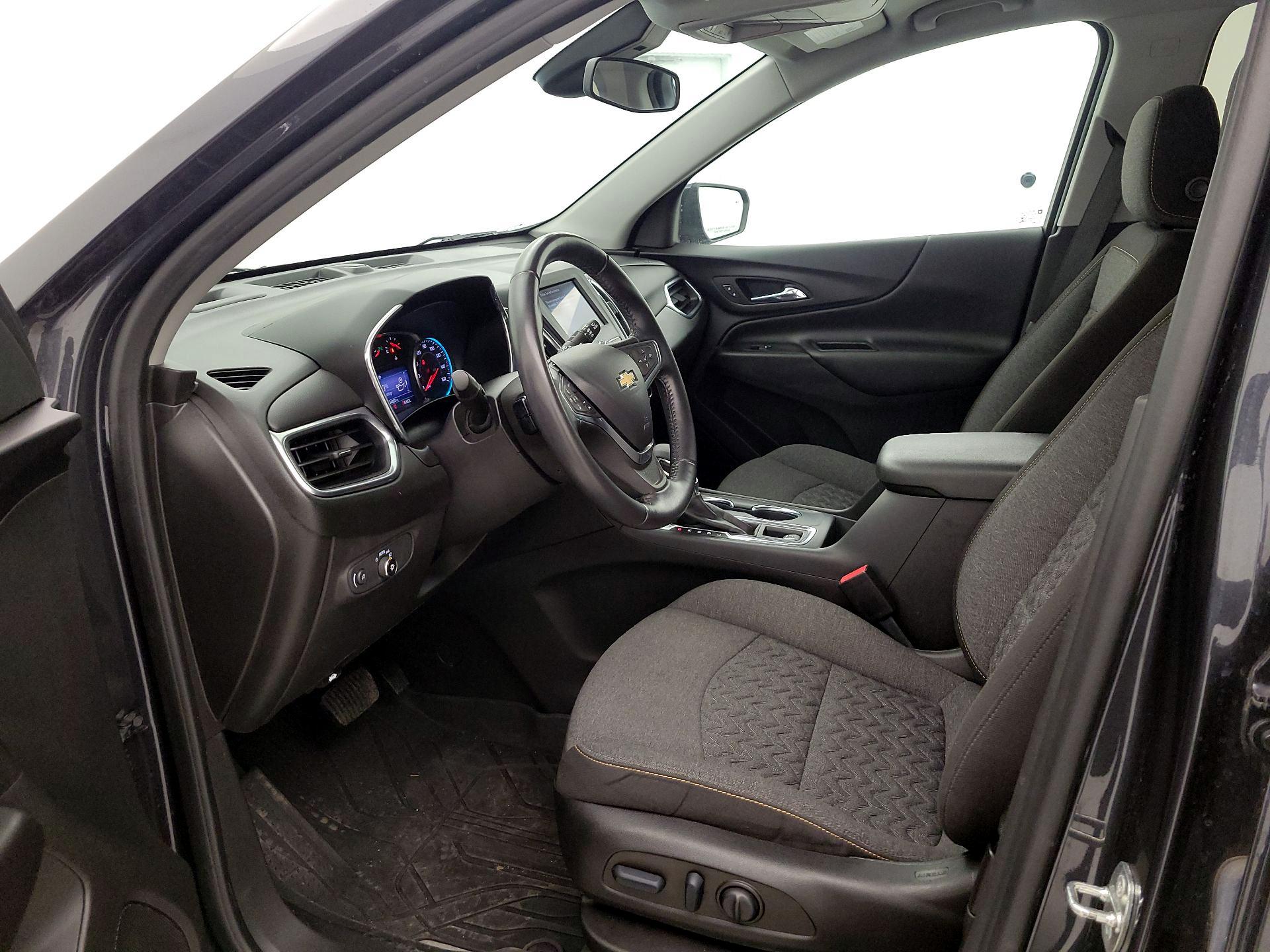 Thumbnail: 2022 Chevrolet Equinox - 11