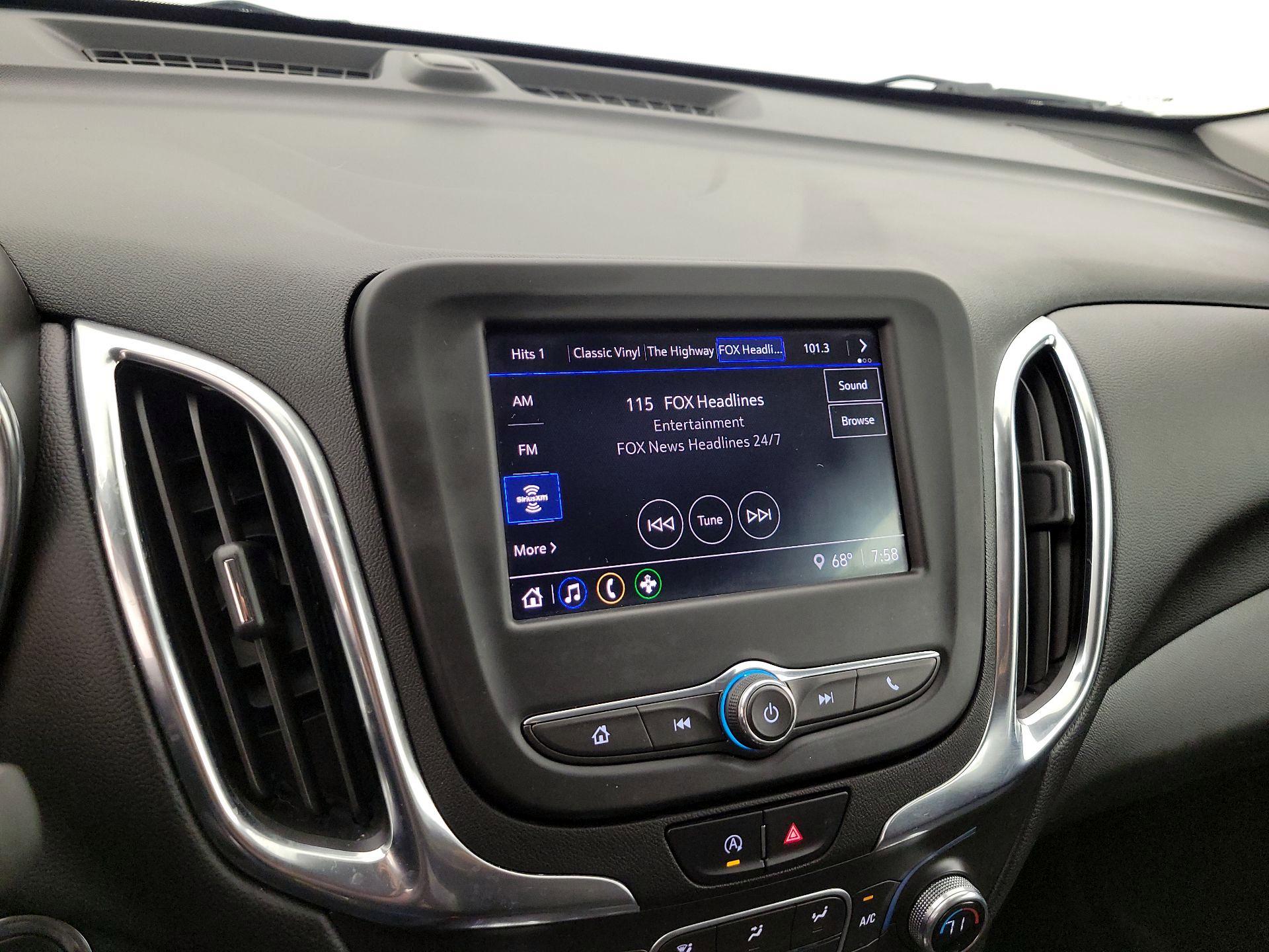 Thumbnail: 2022 Chevrolet Equinox - 16