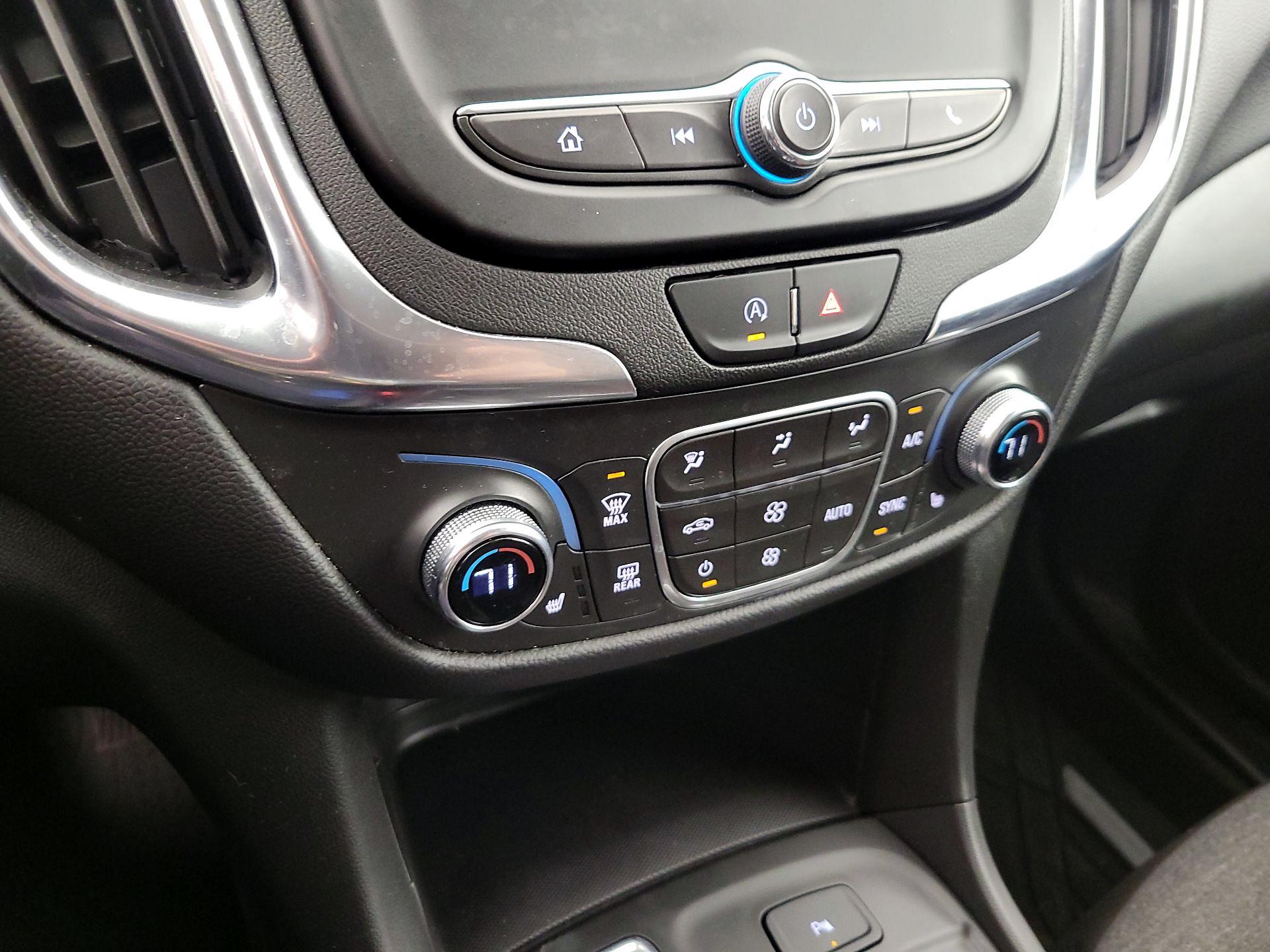 Thumbnail: 2022 Chevrolet Equinox - 17