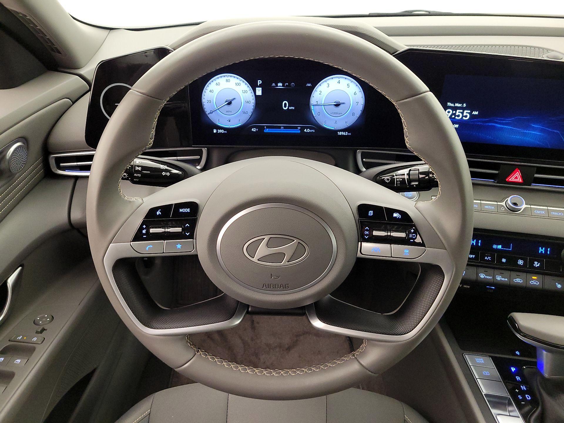 Thumbnail: 2025 Hyundai Elantra - 10