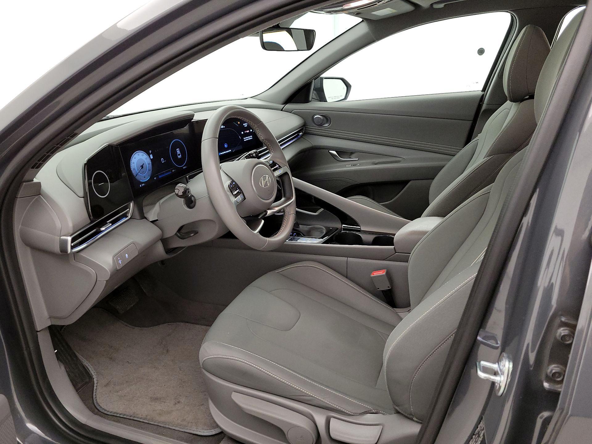 Thumbnail: 2025 Hyundai Elantra - 11