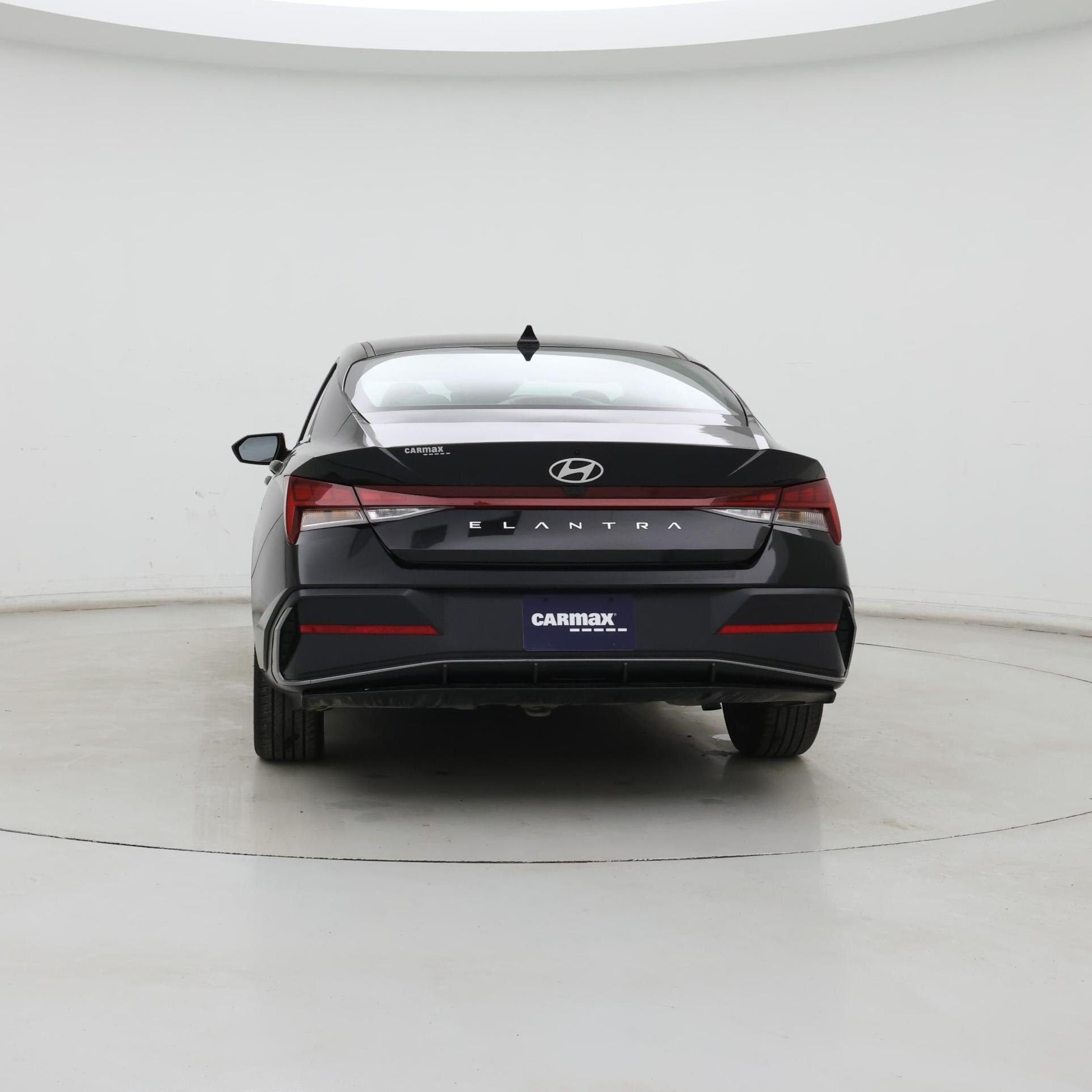 Thumbnail: 2024 Hyundai Elantra - 6