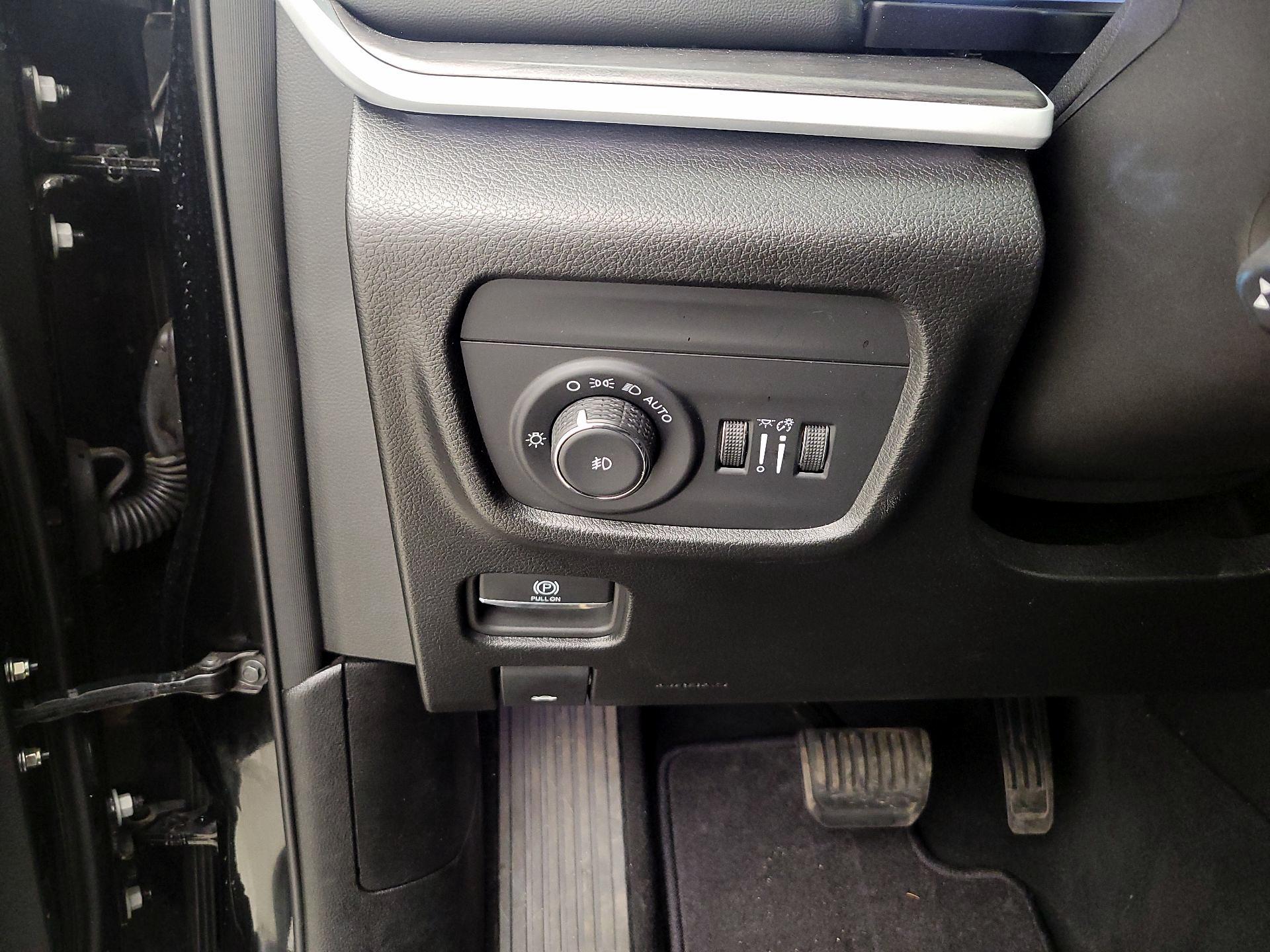 Thumbnail: 2024 Jeep Grand Cherokee L - 13