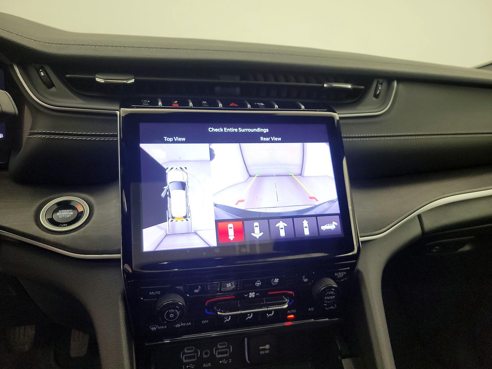 Thumbnail: 2024 Jeep Grand Cherokee L - 15