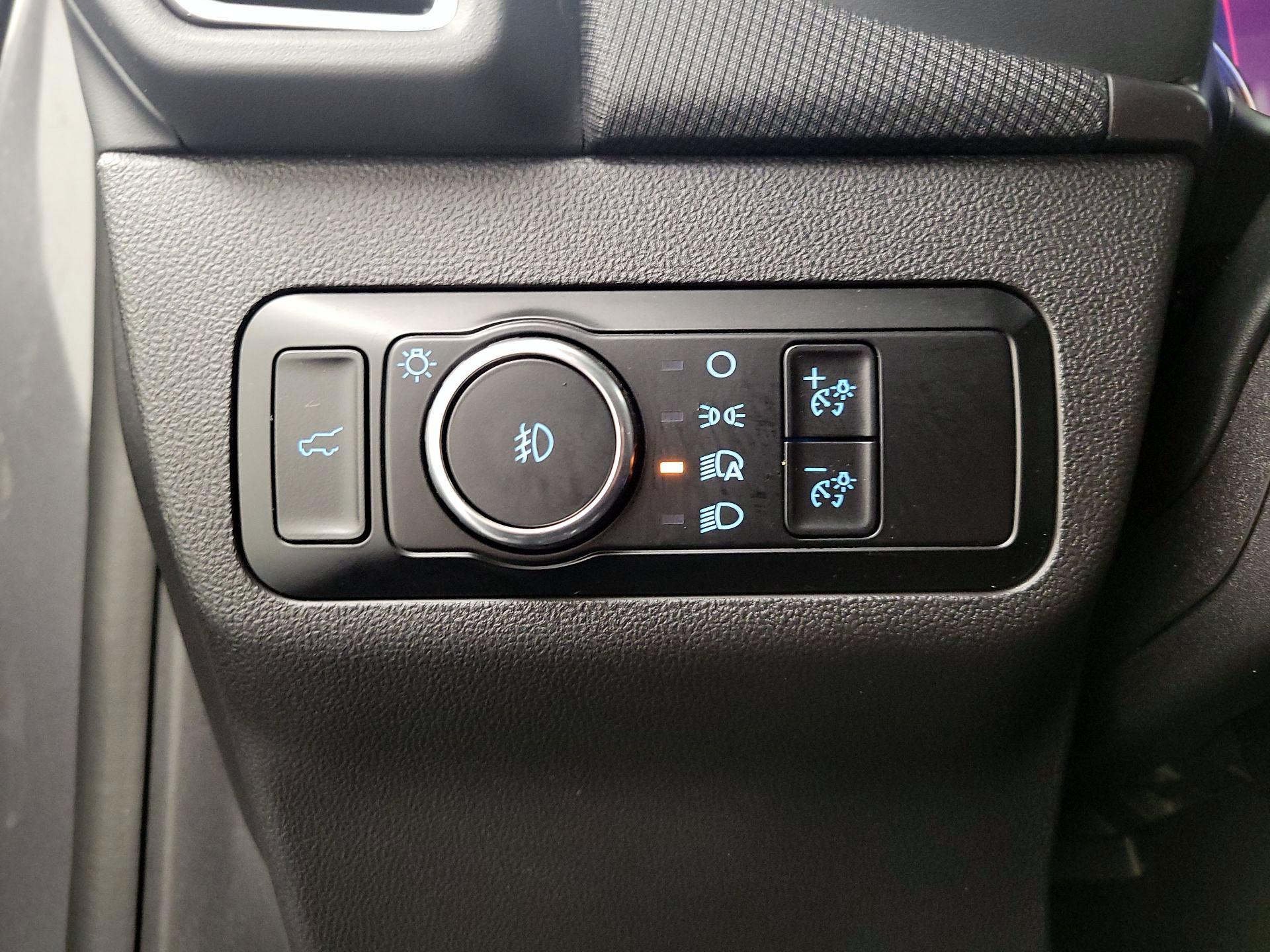 Thumbnail: 2023 Ford Bronco Sport - 13