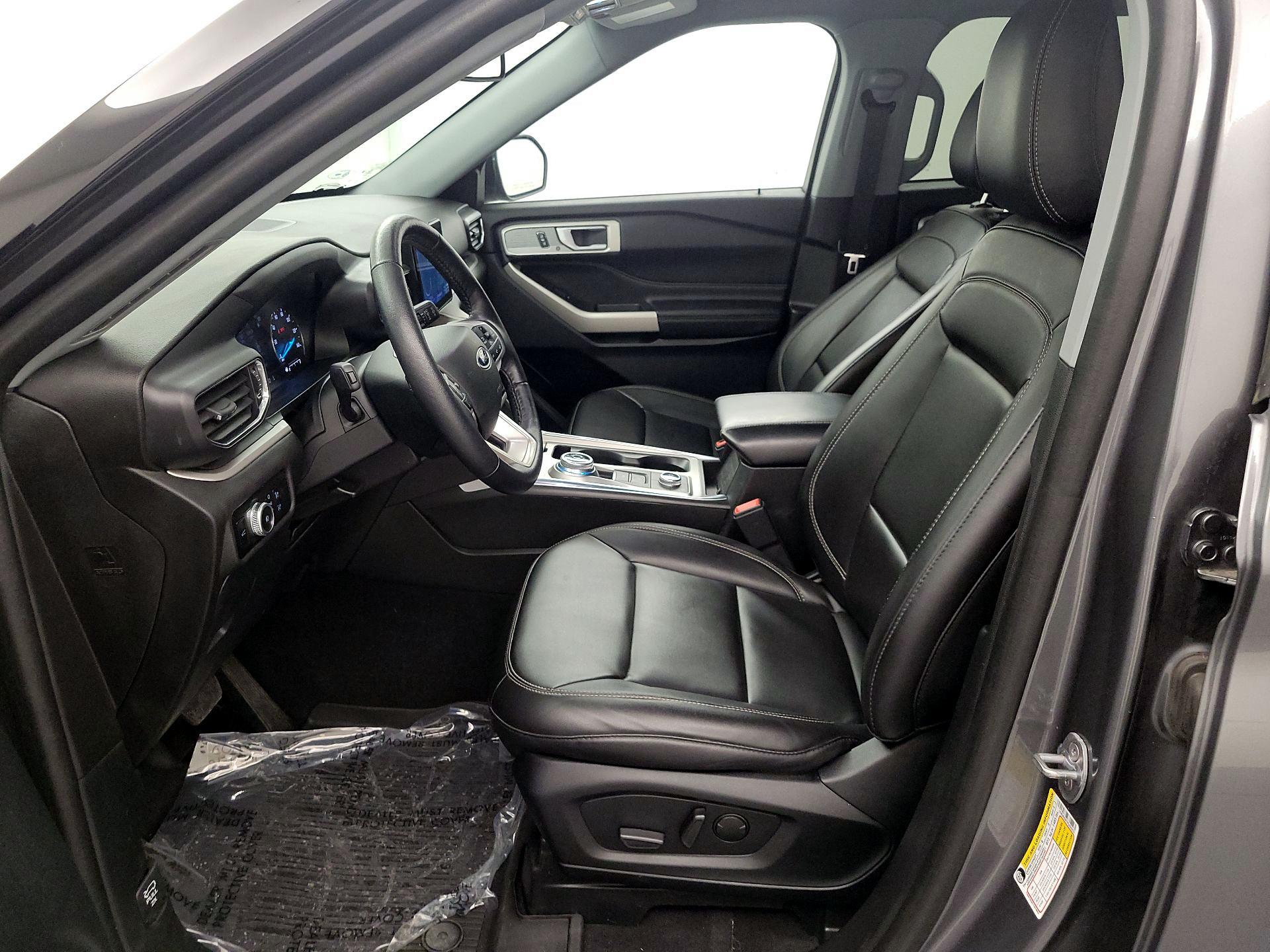 Thumbnail: 2023 Ford Explorer - 11