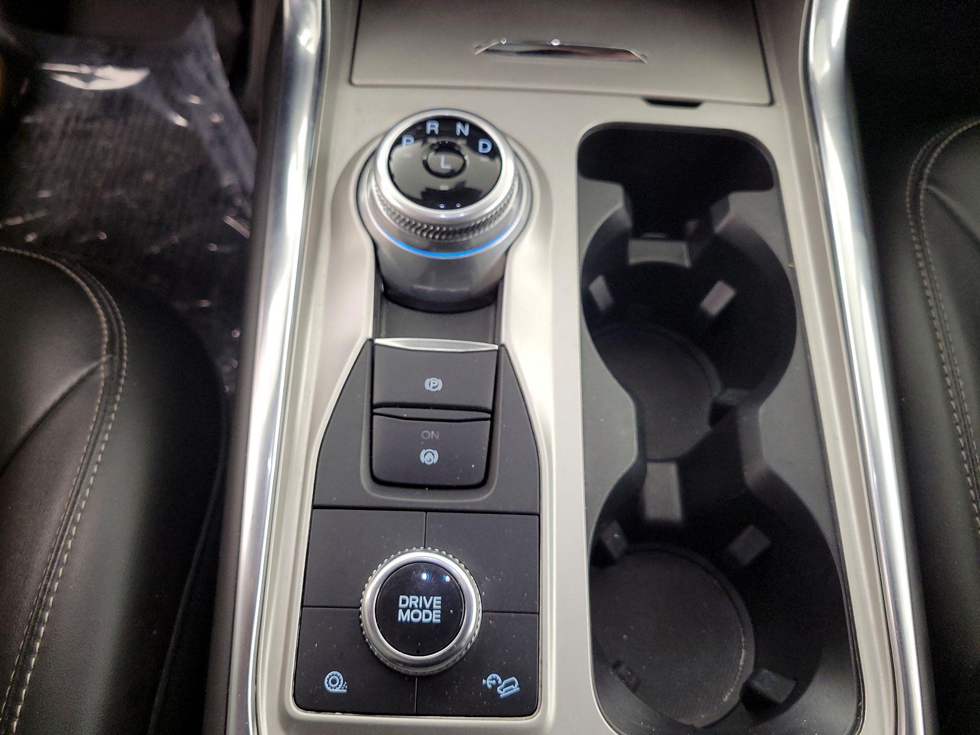 Thumbnail: 2023 Ford Explorer - 18