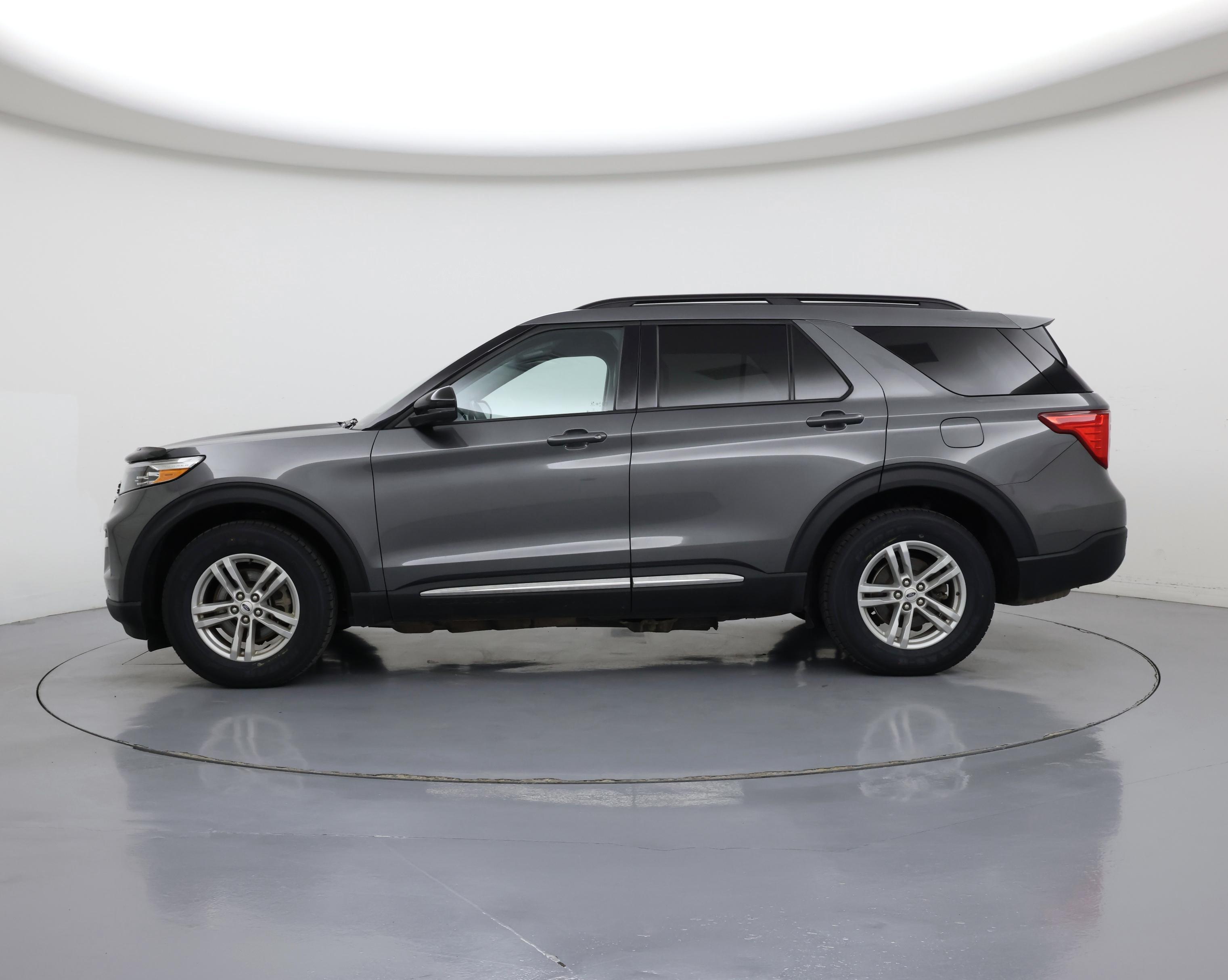 Thumbnail: 2023 Ford Explorer - 3