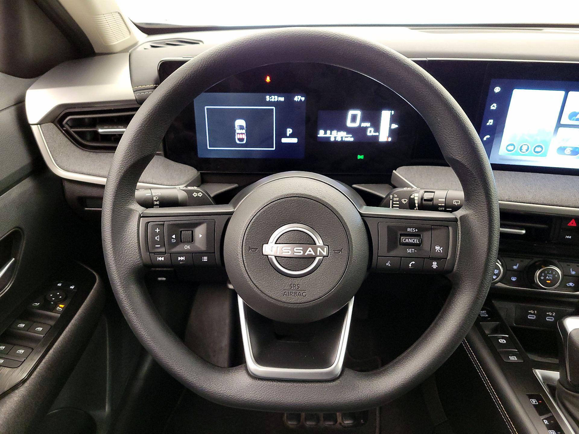 Thumbnail: 2025 Nissan Kicks - 10