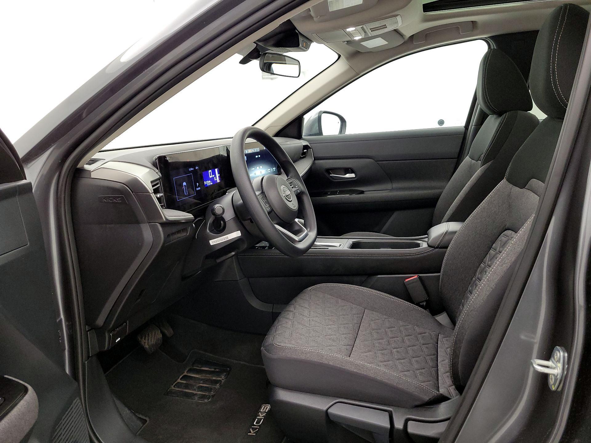 Thumbnail: 2025 Nissan Kicks - 11