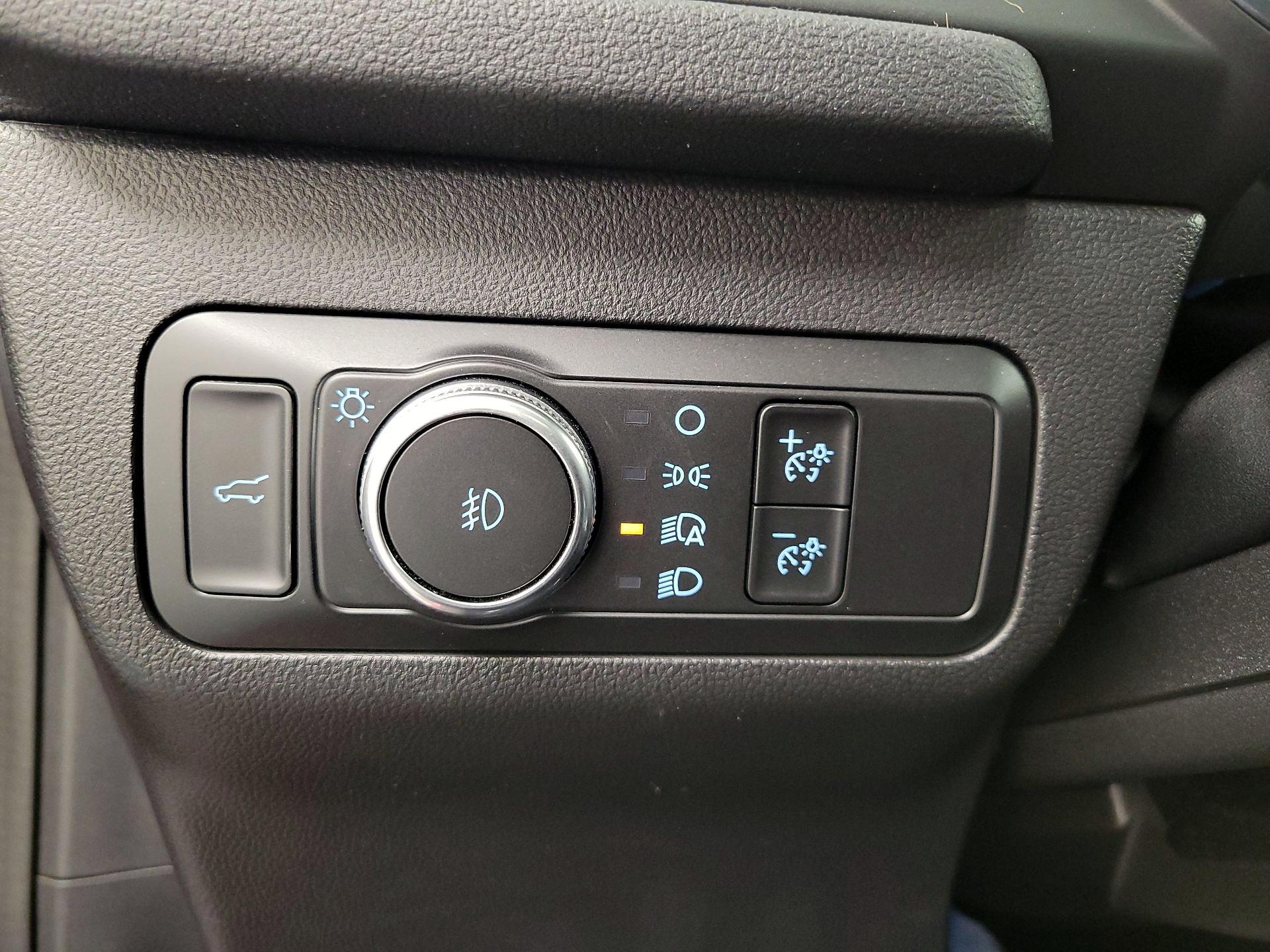 Thumbnail: 2021 Ford Escape - 13