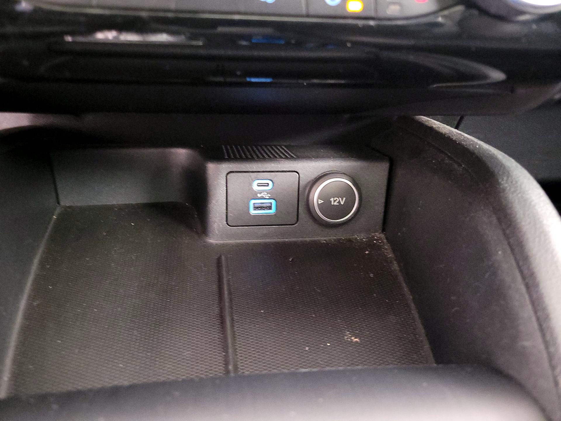 Thumbnail: 2021 Ford Escape - 19