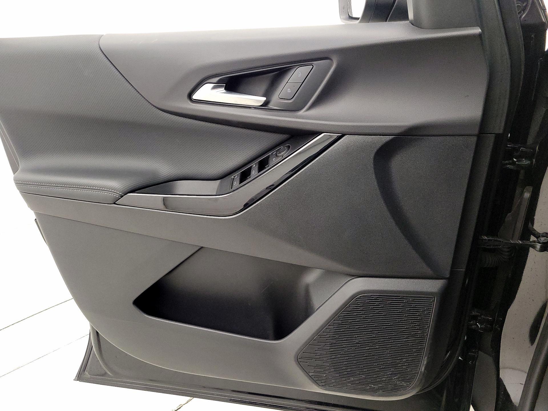 Thumbnail: 2025 Chevrolet Equinox - 12