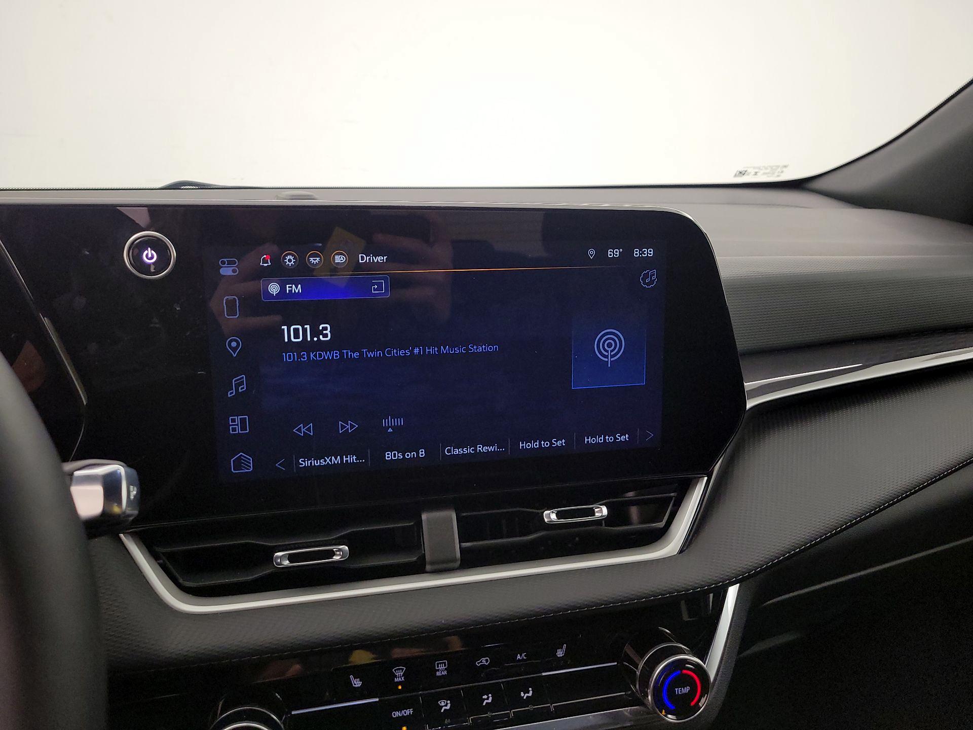 Thumbnail: 2025 Chevrolet Equinox - 16