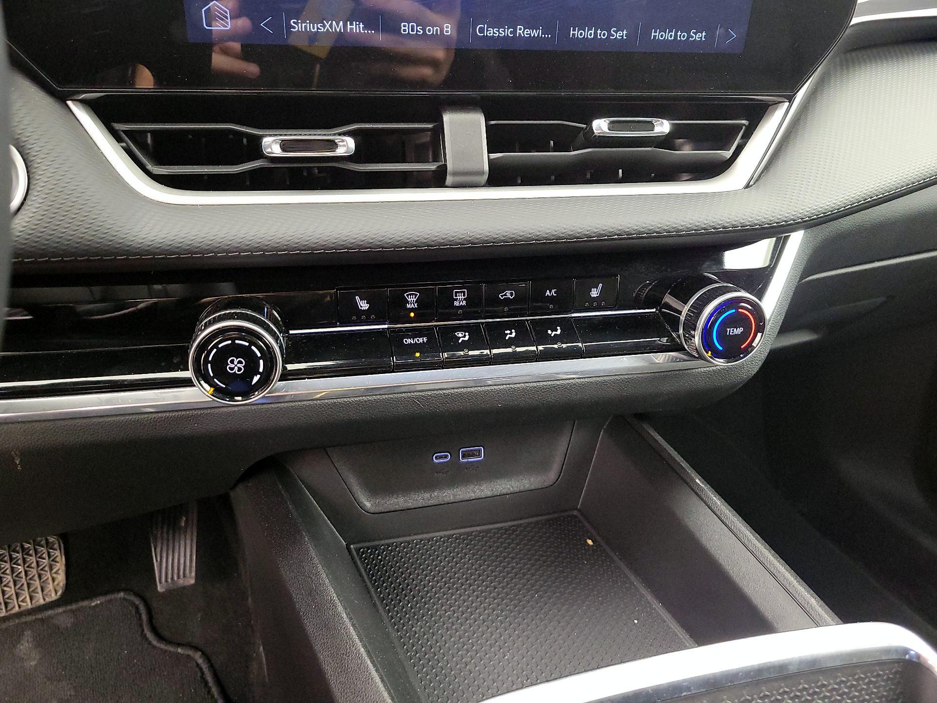 Thumbnail: 2025 Chevrolet Equinox - 17