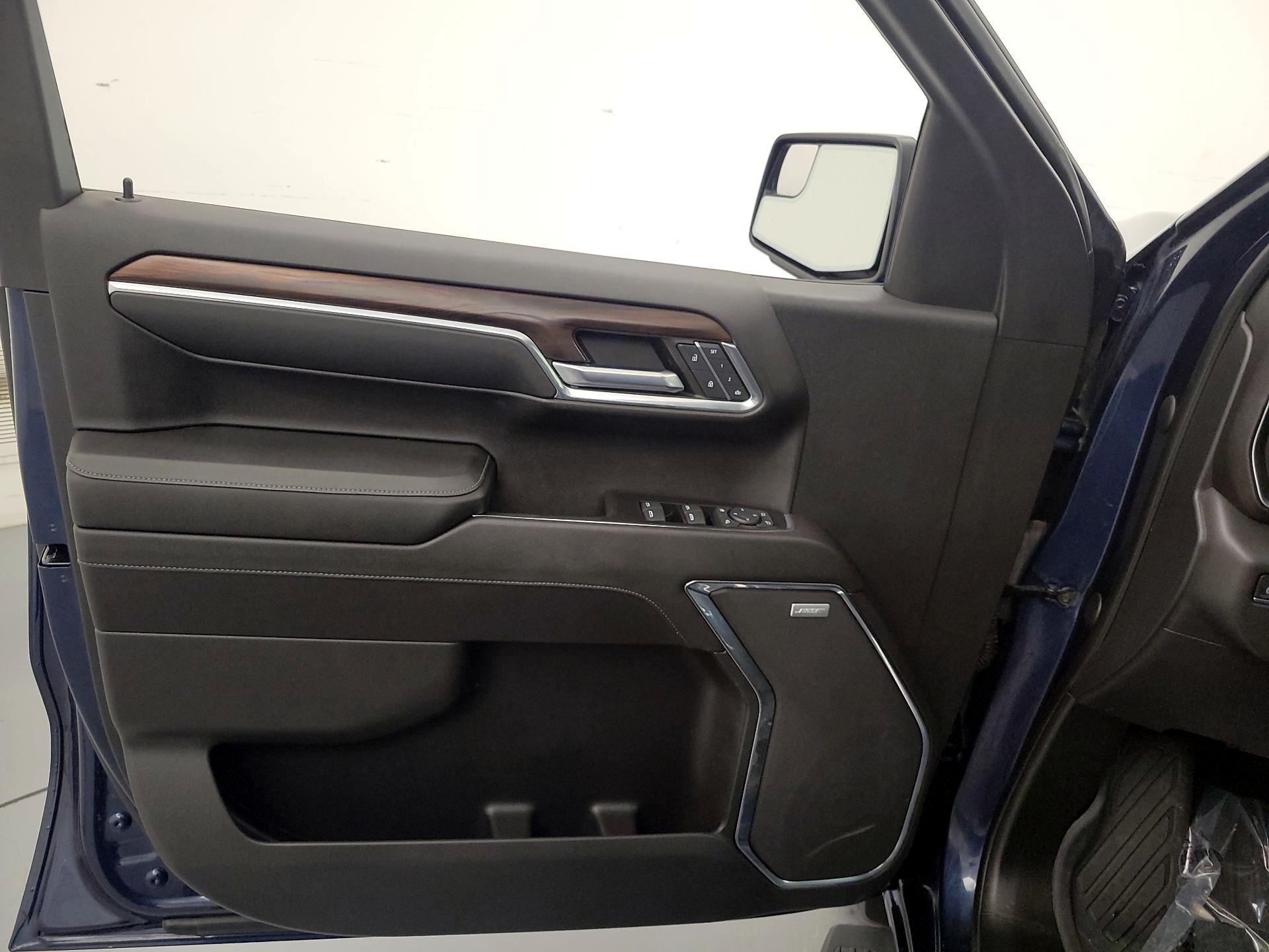 Thumbnail: 2023 GMC Sierra 1500 - 12