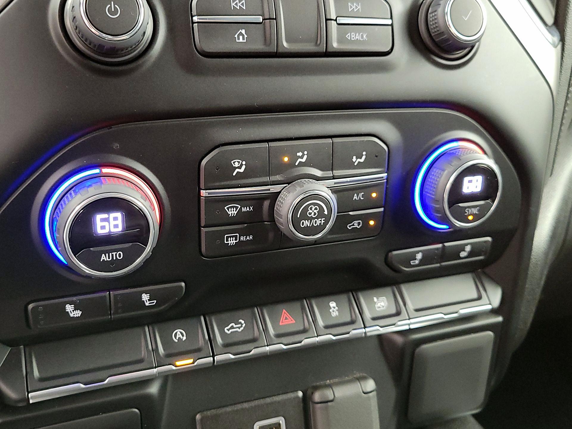 Thumbnail: 2022 Chevrolet Silverado 1500 - 16