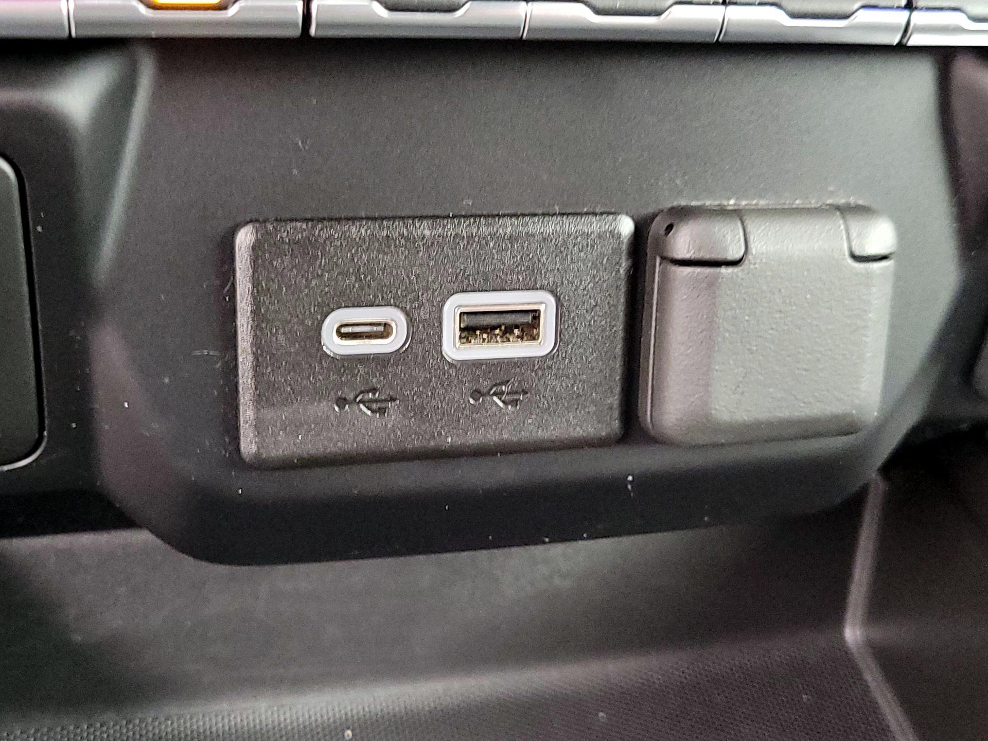 Thumbnail: 2022 Chevrolet Silverado 1500 - 18