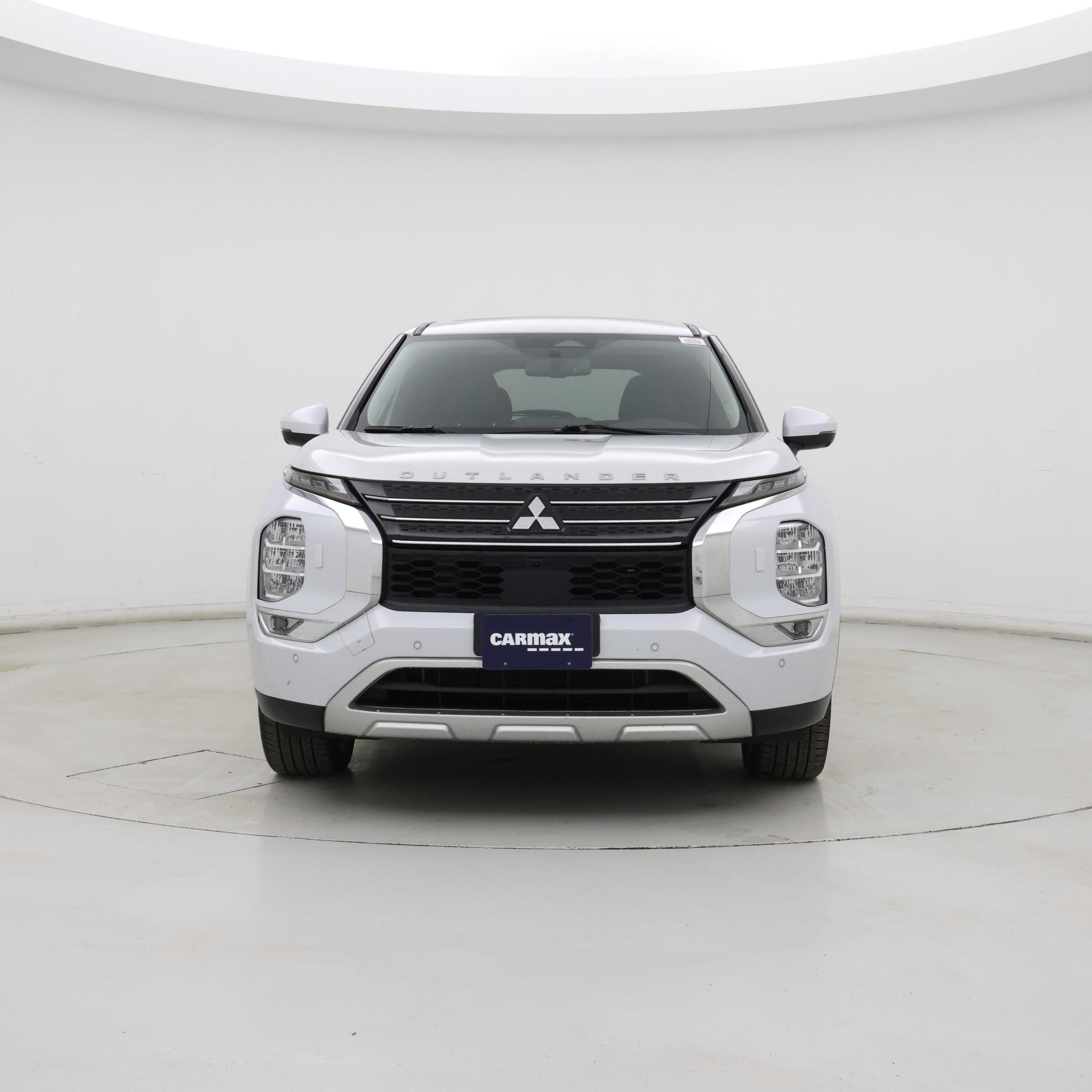 Thumbnail: 2023 Mitsubishi Outlander - 5