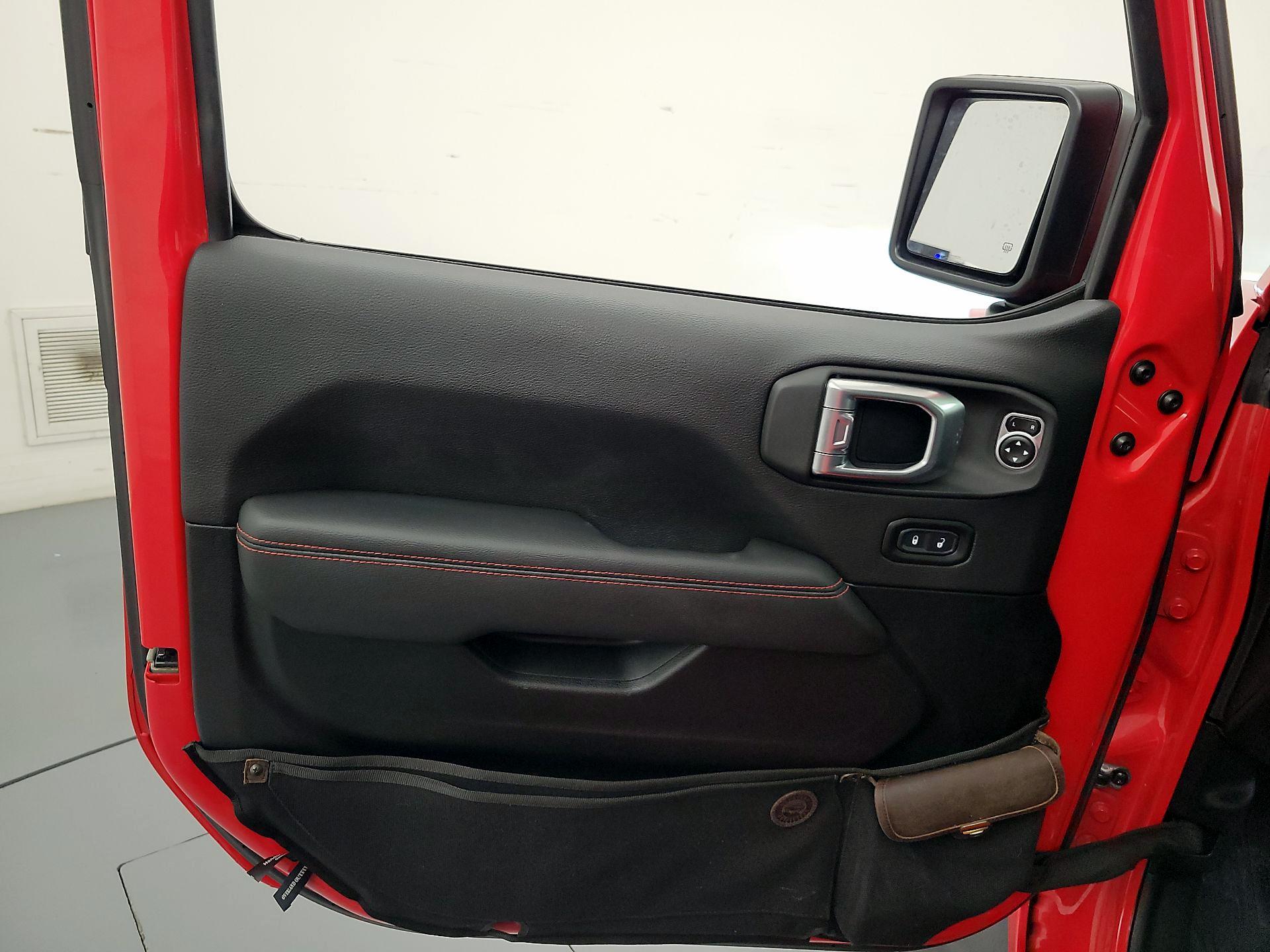 Thumbnail: 2020 Jeep Gladiator - 12