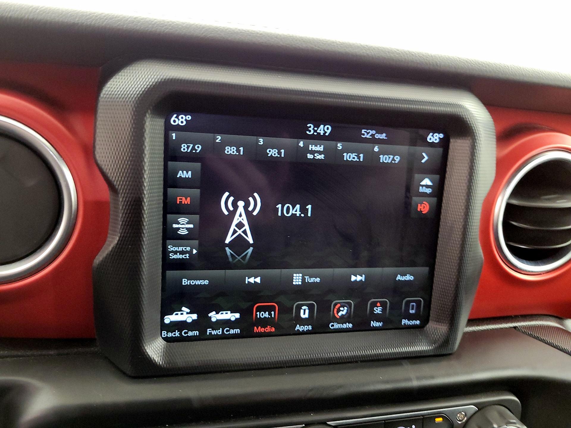 Thumbnail: 2020 Jeep Gladiator - 16