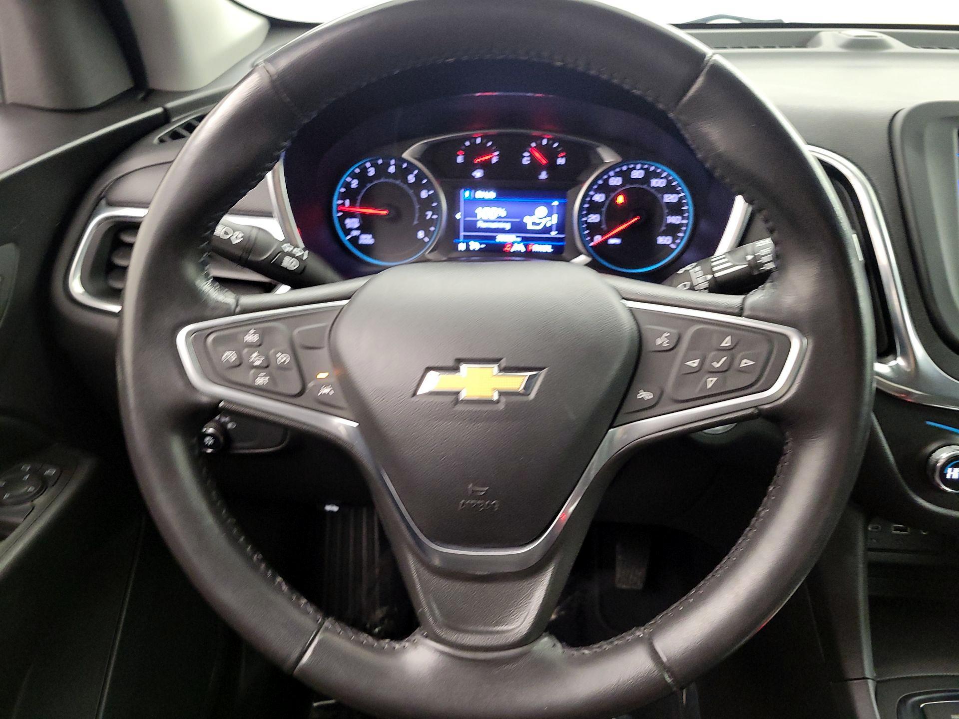 Thumbnail: 2022 Chevrolet Equinox - 10