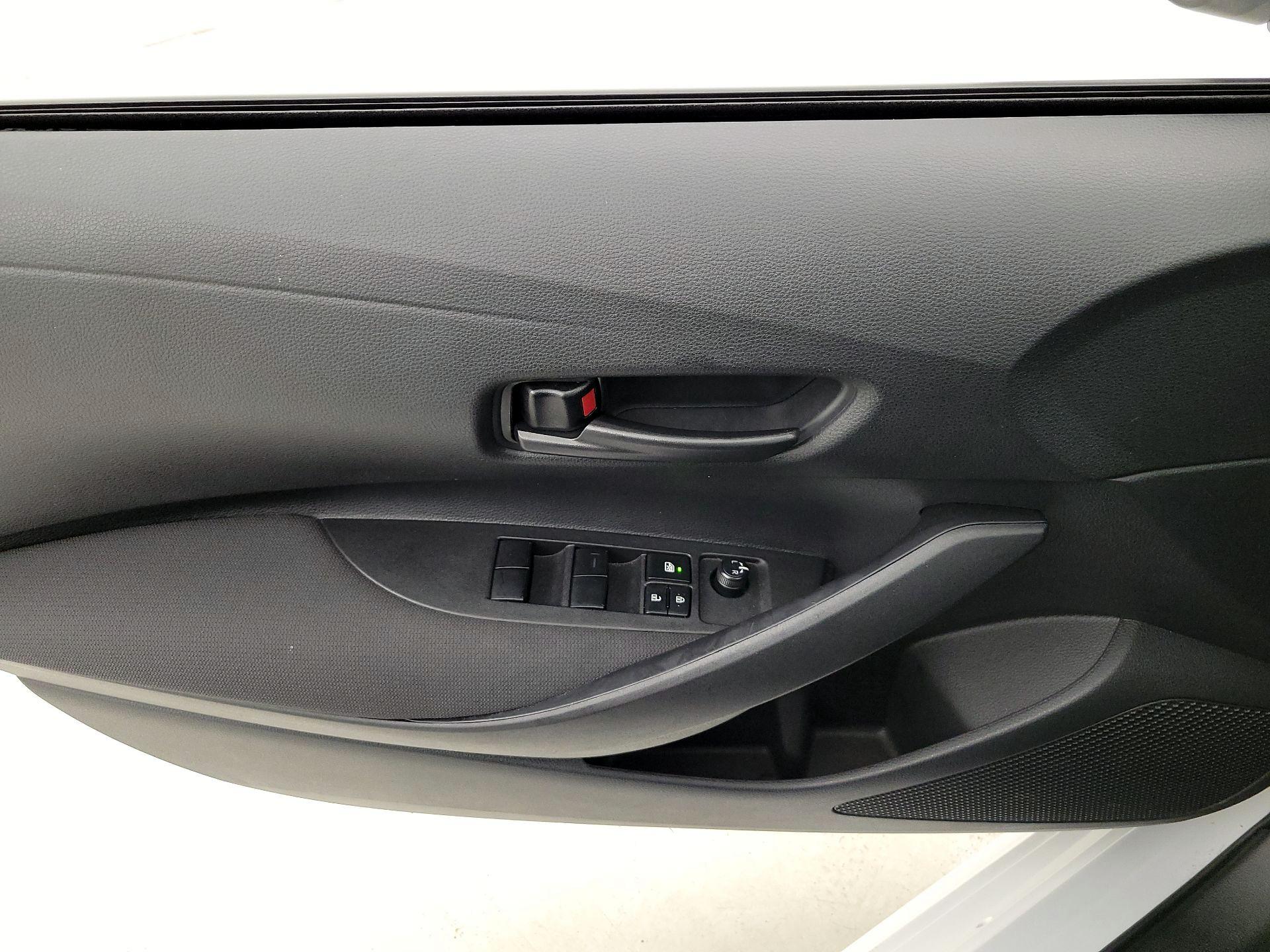 Thumbnail: 2025 Toyota Corolla - 12