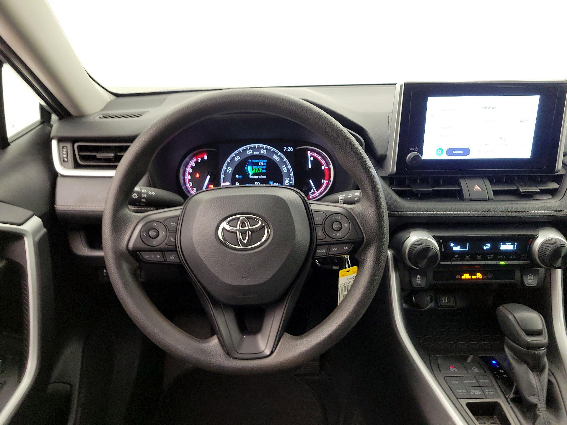 Thumbnail: 2025 Toyota RAV4 - 10