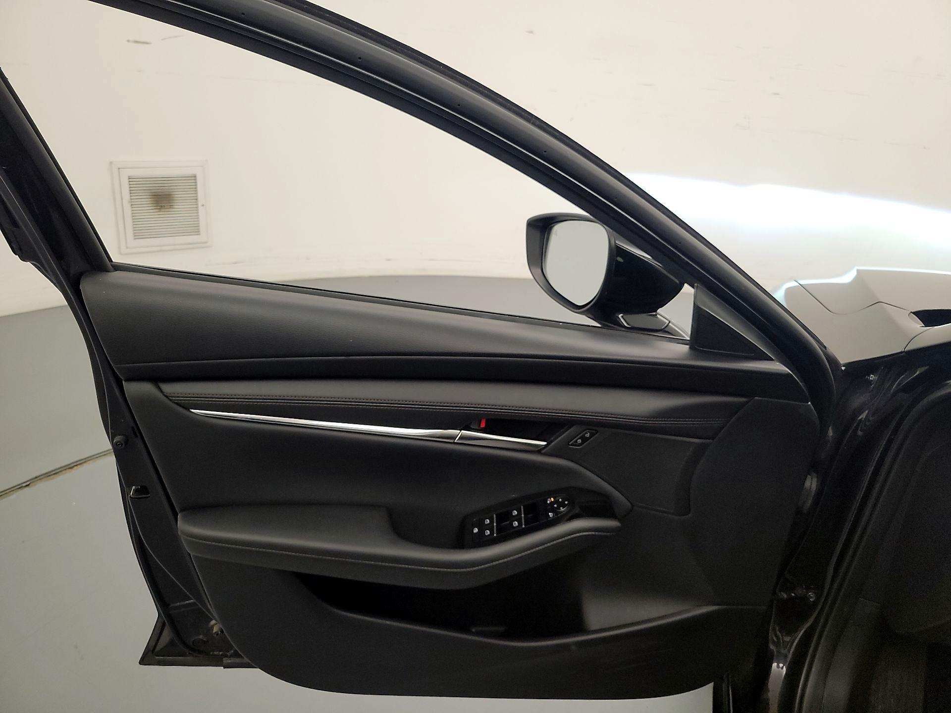 Thumbnail: 2025 Mazda Mazda3 - 12