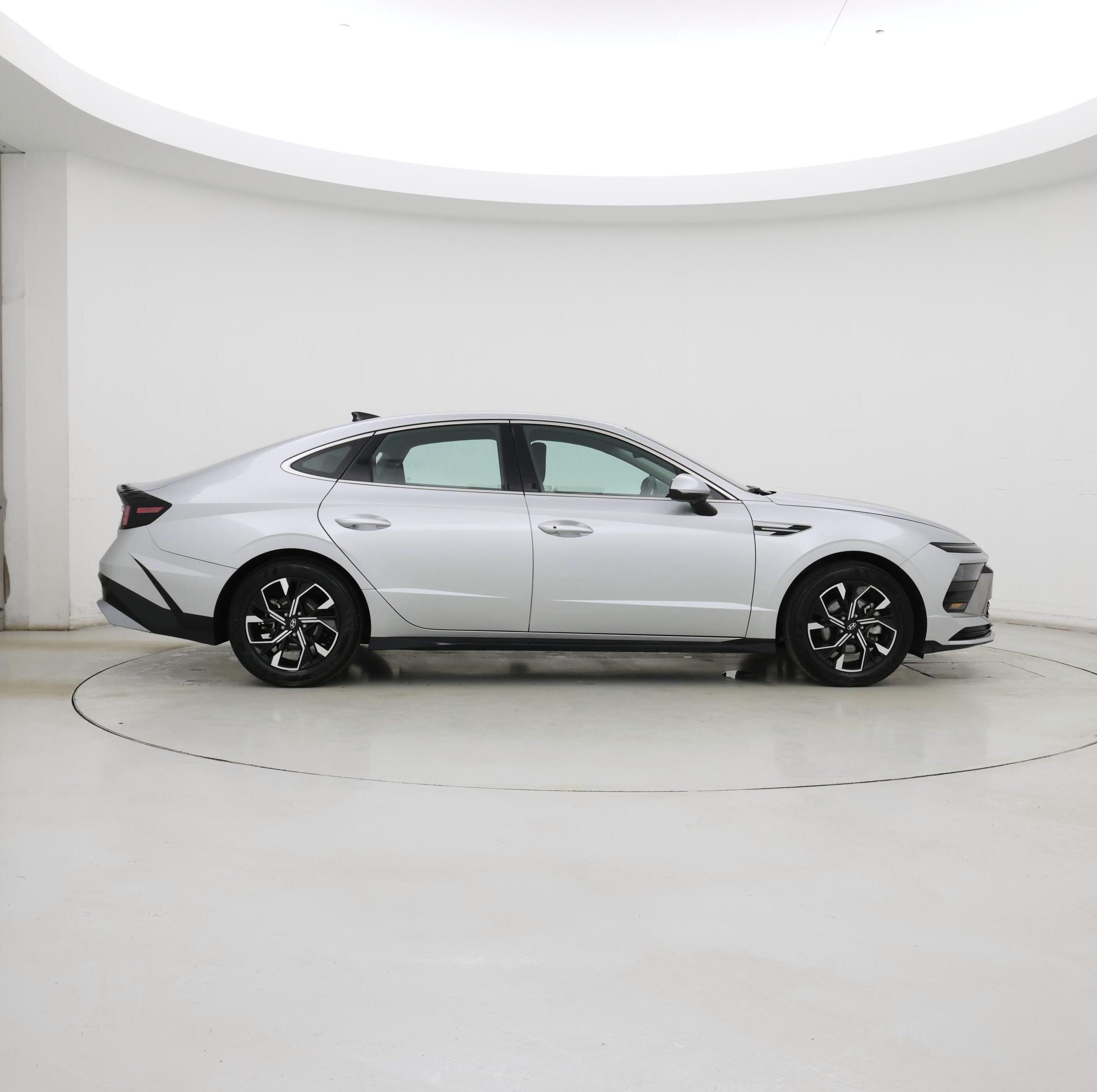 Thumbnail: 2025 Hyundai Sonata - 7