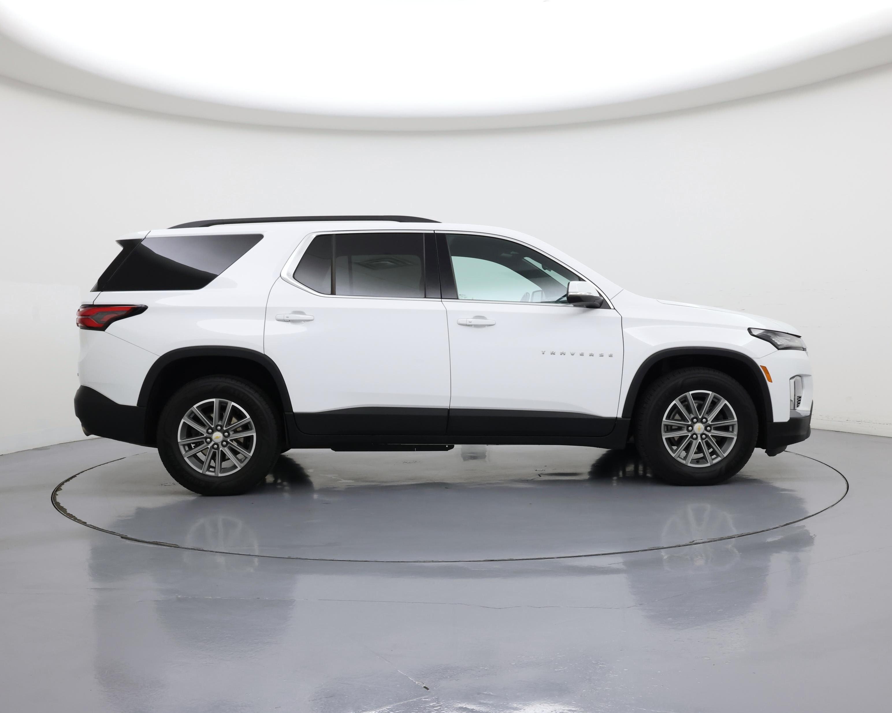 Thumbnail: 2022 Chevrolet Traverse - 7