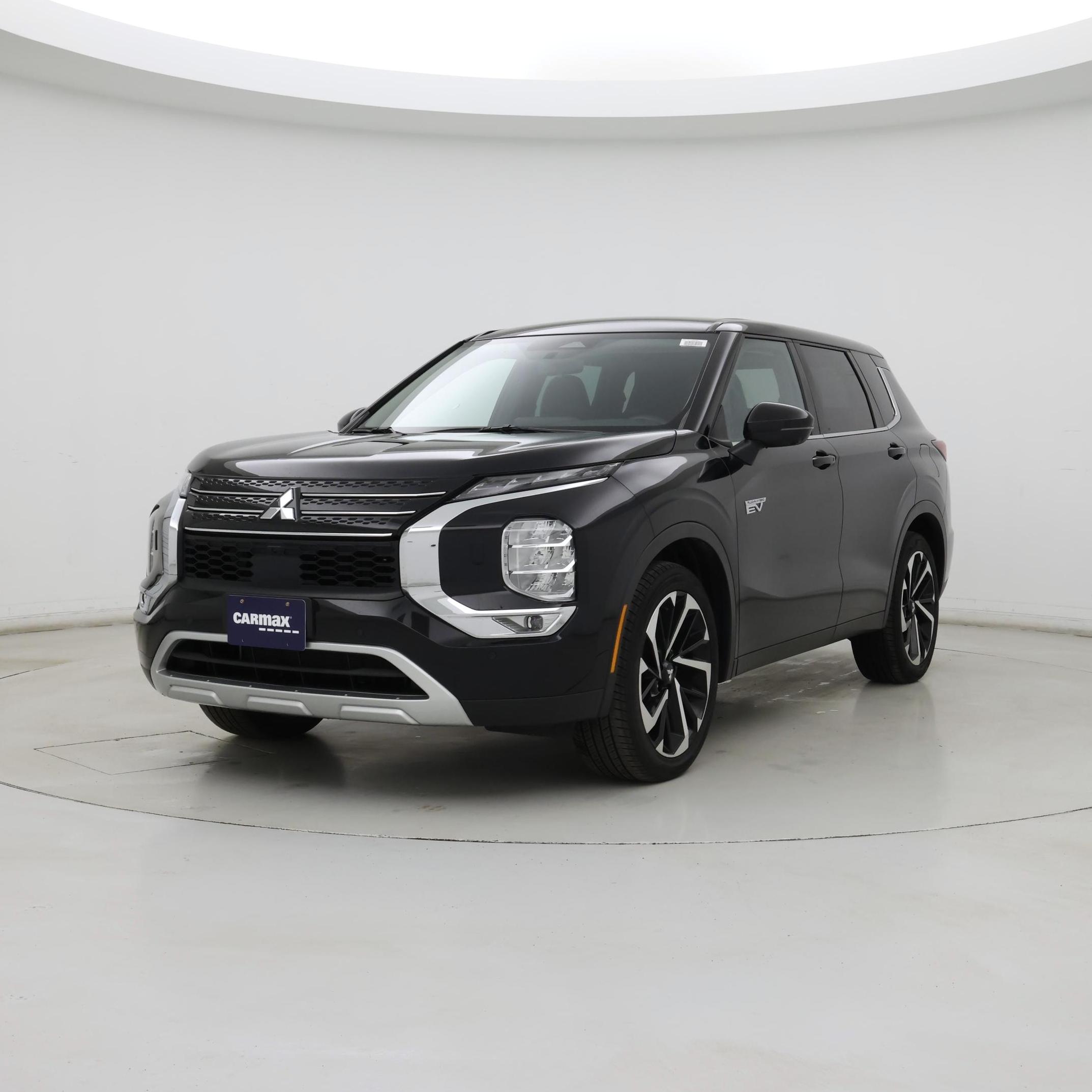 Thumbnail: 2023 Mitsubishi Outlander - 4