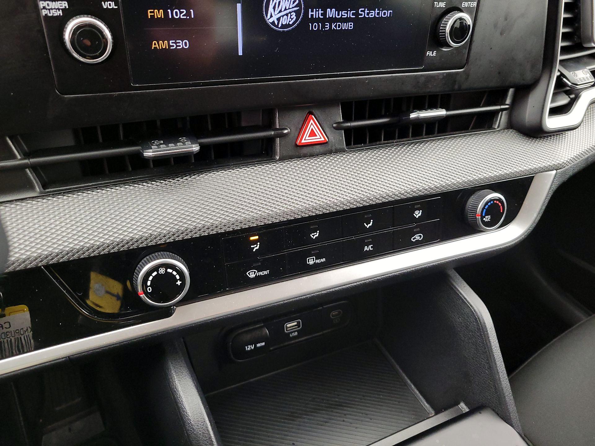 Thumbnail: 2024 Kia Sportage - 16