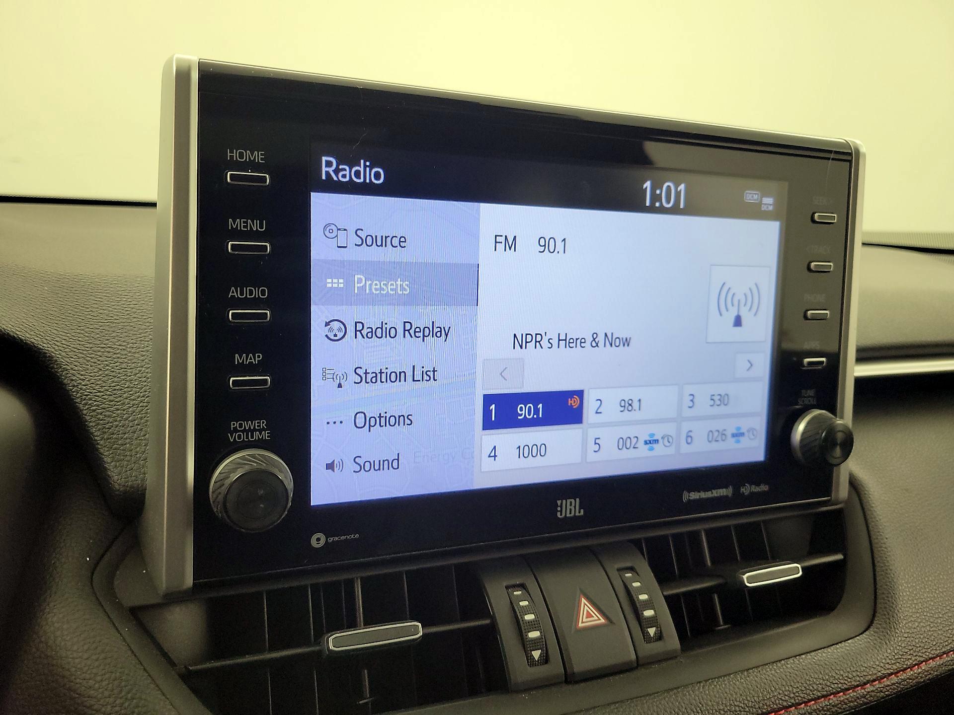 Thumbnail: 2022 Toyota RAV4 - 16