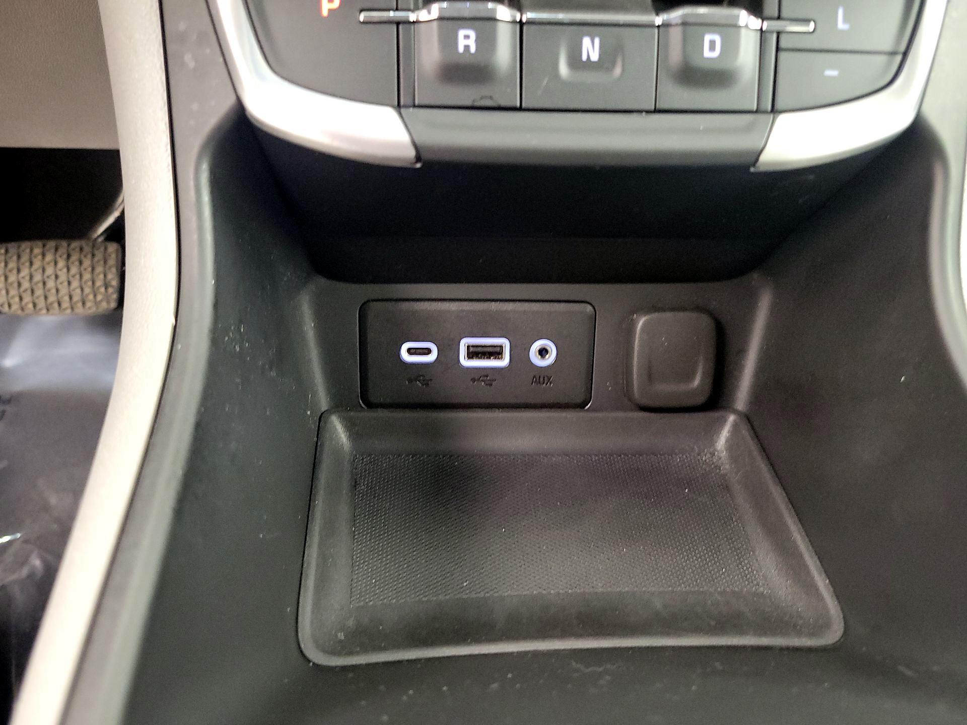 Thumbnail: 2024 GMC Terrain - 18