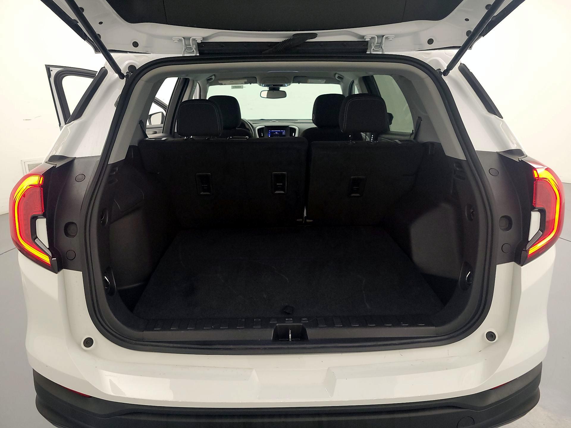 Thumbnail: 2024 GMC Terrain - 20