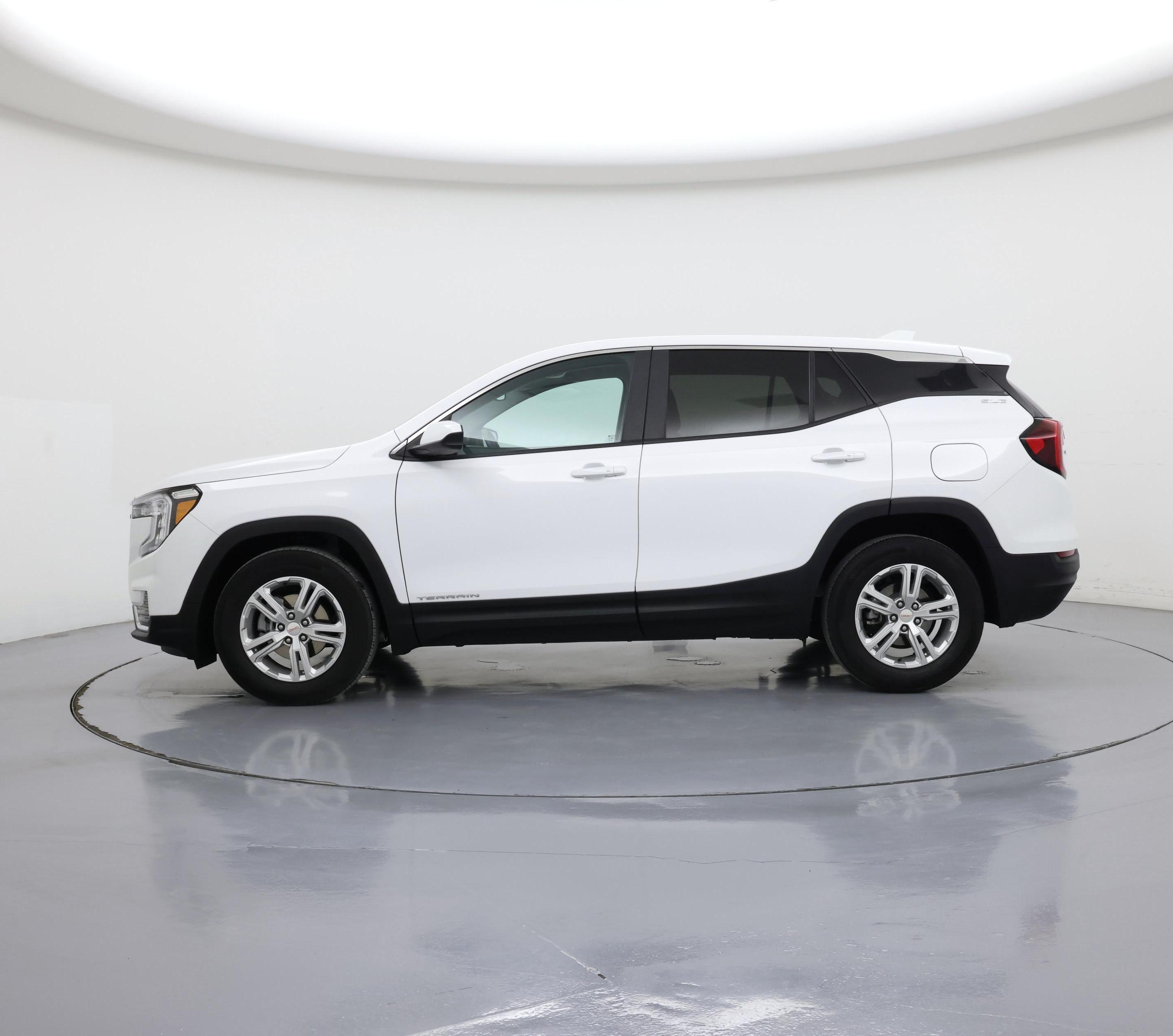 Thumbnail: 2024 GMC Terrain - 3