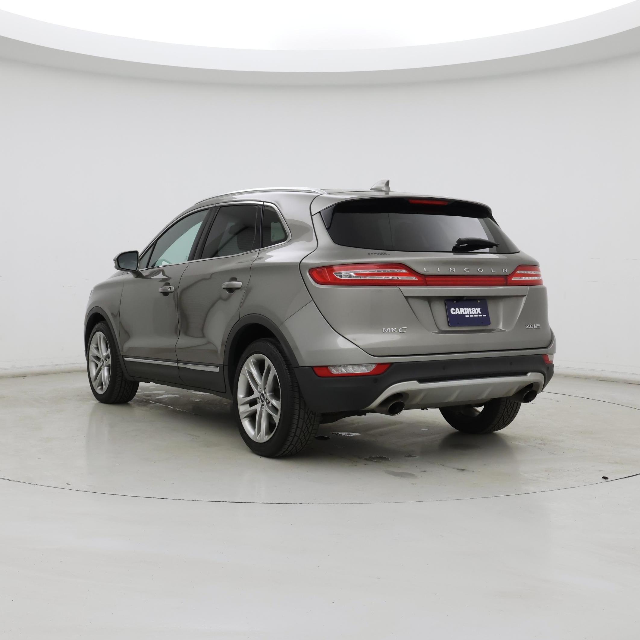 Thumbnail: 2016 Lincoln MKC - 2