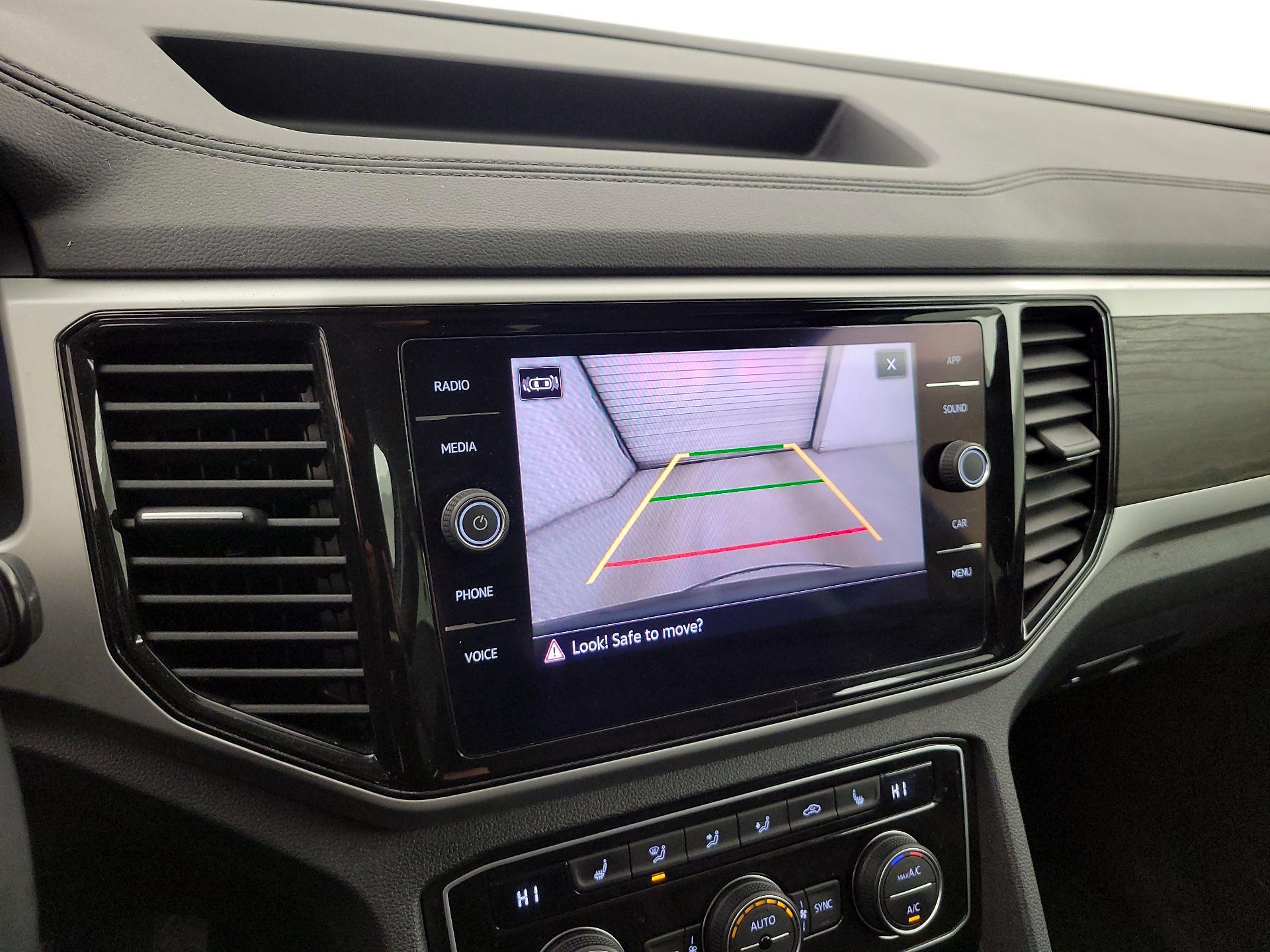 Thumbnail: 2022 Volkswagen Atlas - 15